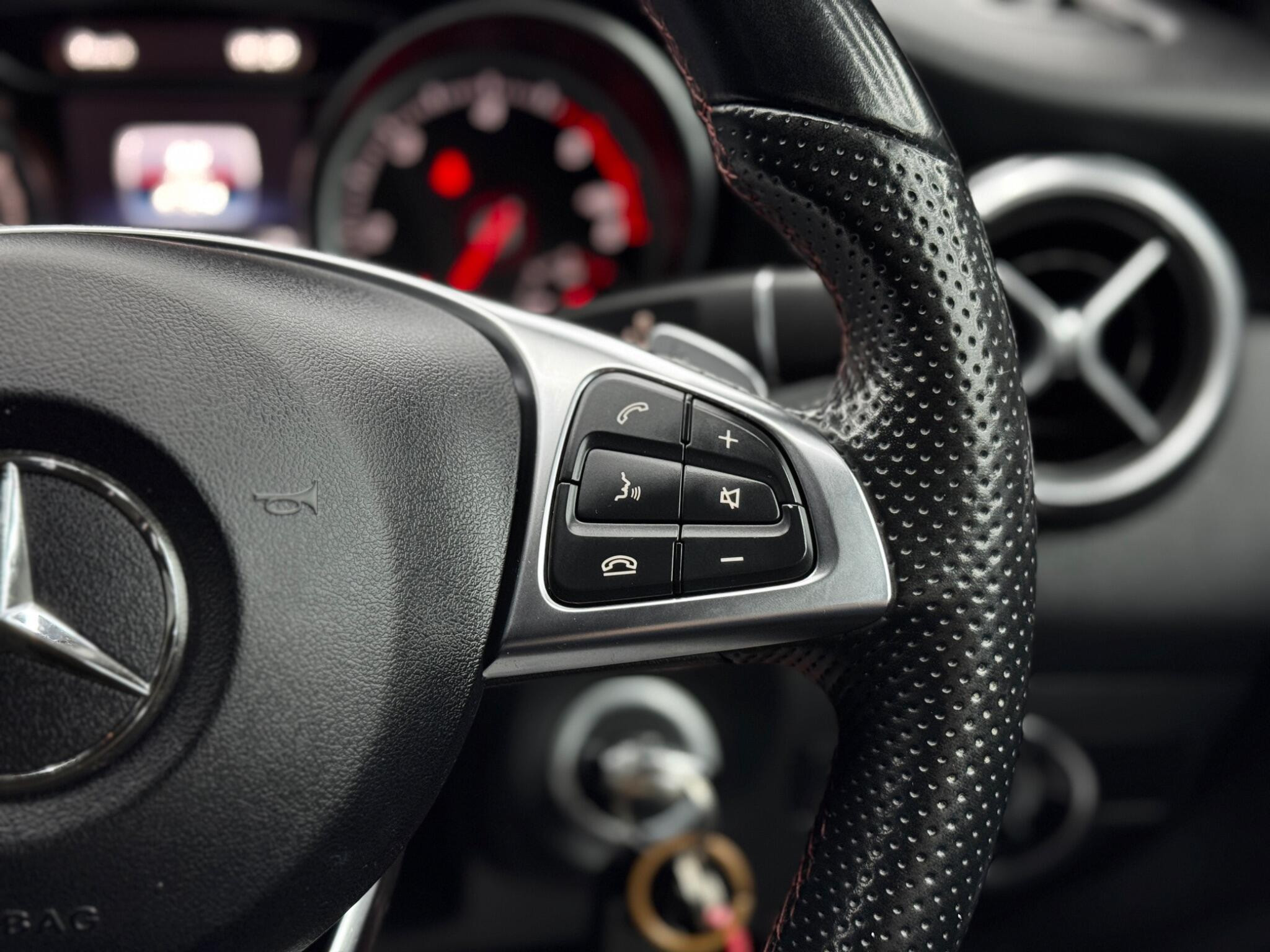 Mercedes-Benz GLA 2.1 GLA220d AMG Line (Premium) 7G-DCT 4MATIC Euro 6 (s/s) 5dr 5dr Automatic 2026