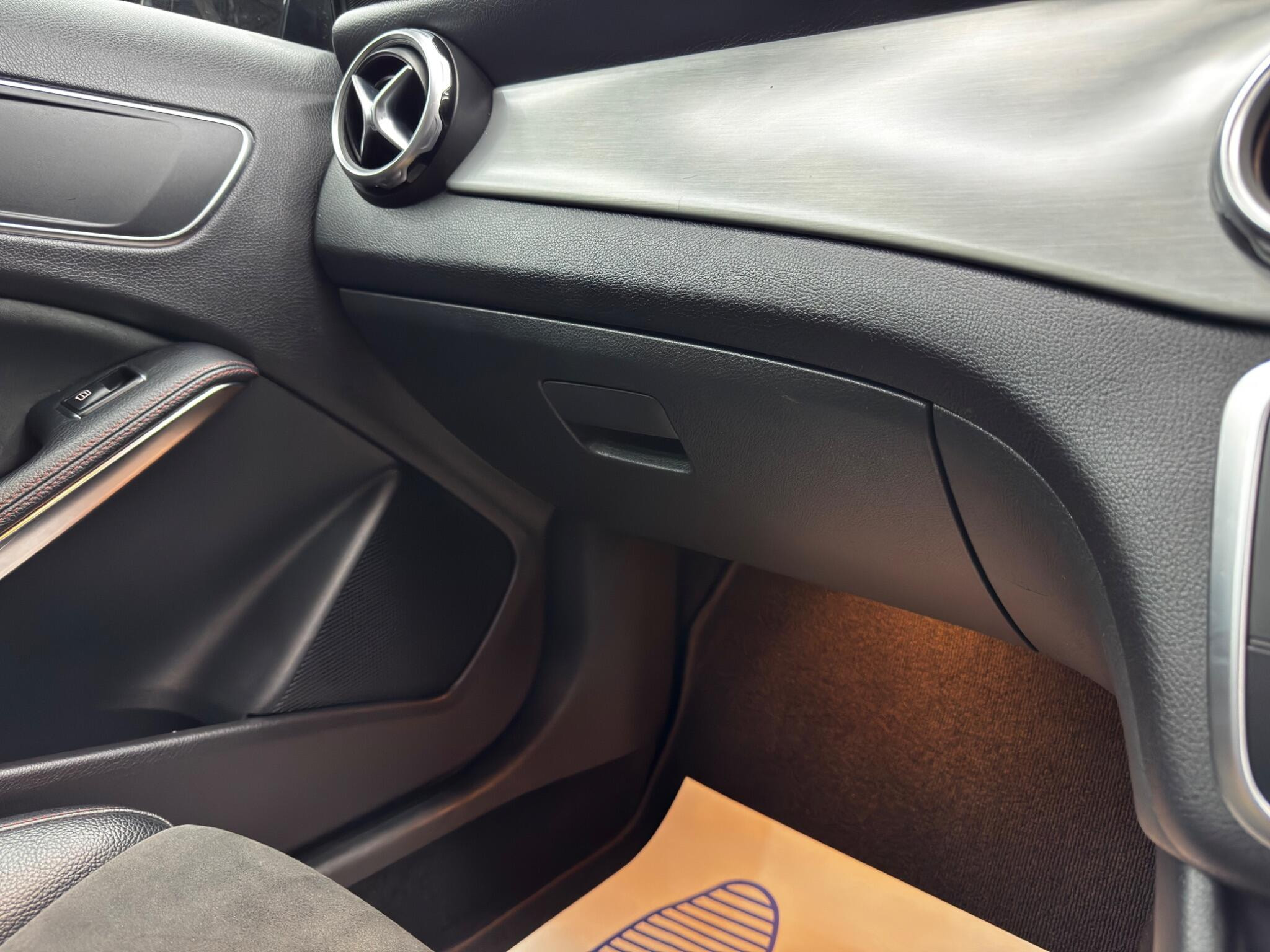 Mercedes-Benz GLA 2.1 GLA220d AMG Line (Premium) 7G-DCT 4MATIC Euro 6 (s/s) 5dr 5dr Automatic 2026