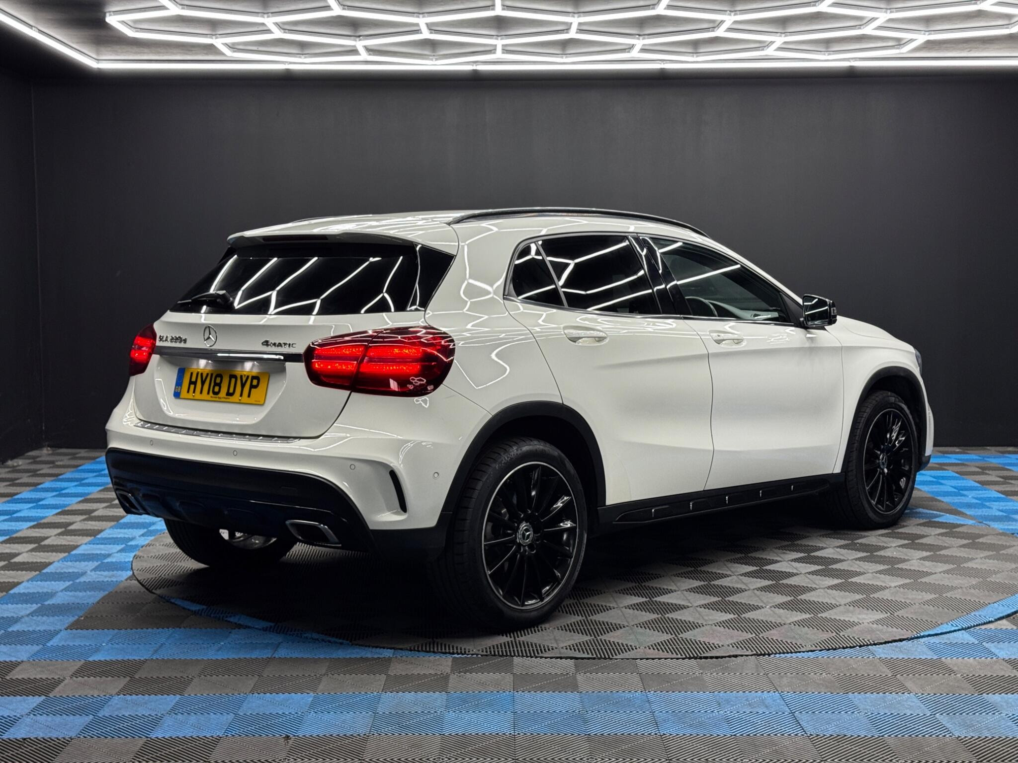 Mercedes-Benz GLA 2.1 GLA220d AMG Line (Premium) 7G-DCT 4MATIC Euro 6 (s/s) 5dr 5dr Automatic 2026