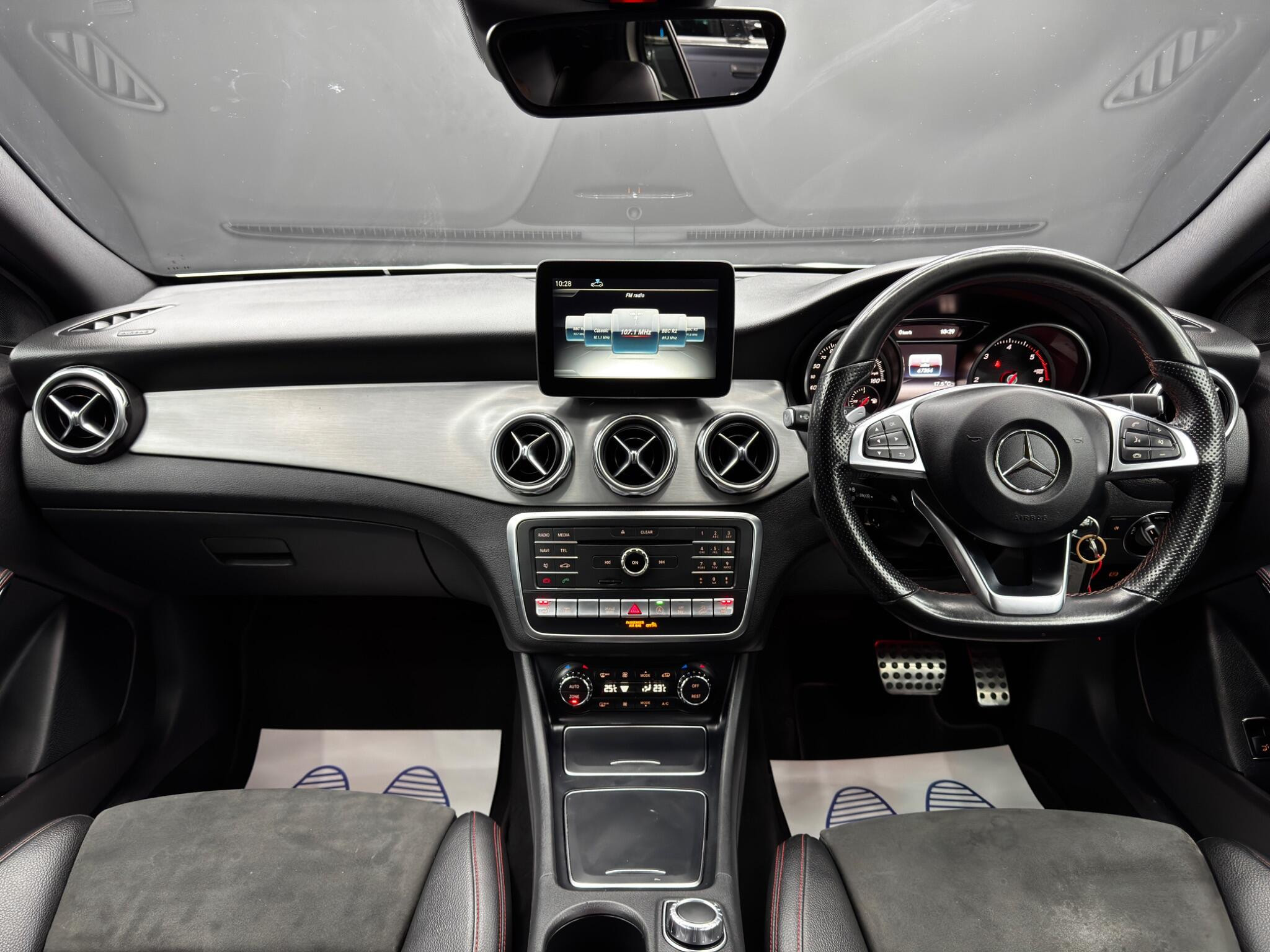 Mercedes-Benz GLA 2.1 GLA220d AMG Line (Premium) 7G-DCT 4MATIC Euro 6 (s/s) 5dr 5dr Automatic 2026