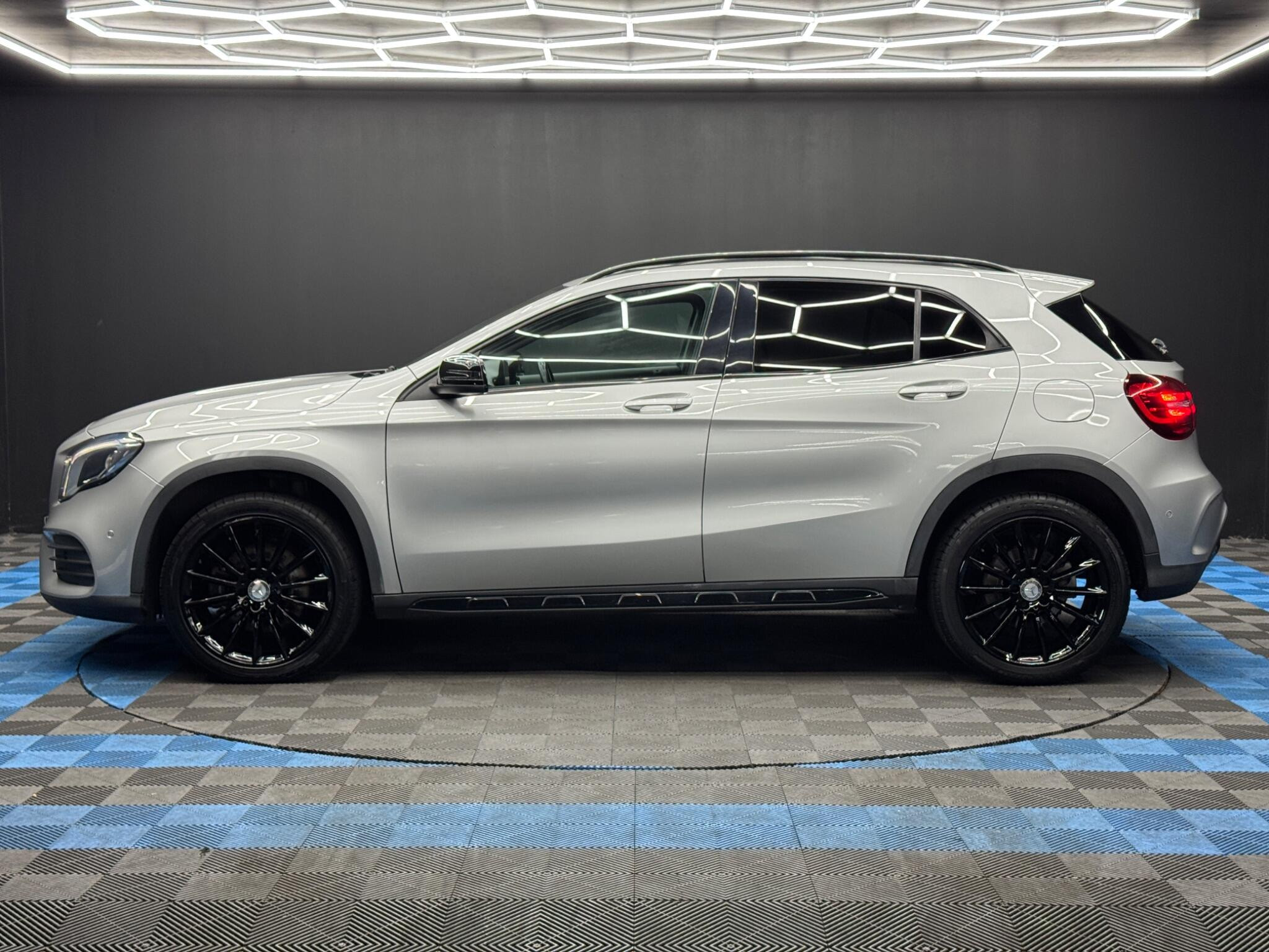 Mercedes-Benz GLA 2.1 GLA220d AMG Line (Premium) 7G-DCT 4MATIC Euro 6 (s/s) 5dr 5dr Automatic 2026
