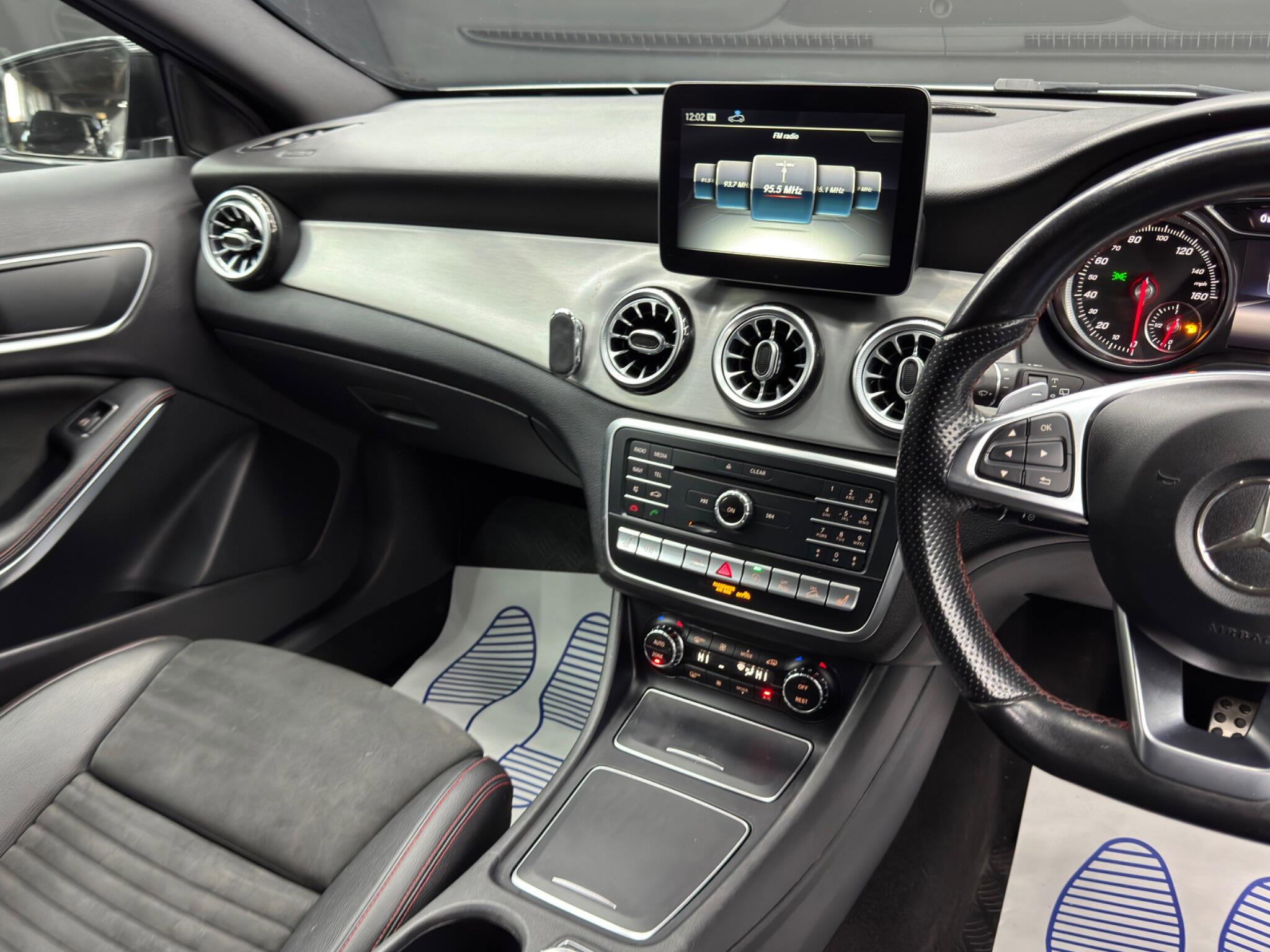 Mercedes-Benz GLA 2.1 GLA220d AMG Line (Premium) 7G-DCT 4MATIC Euro 6 (s/s) 5dr 5dr Automatic 2026