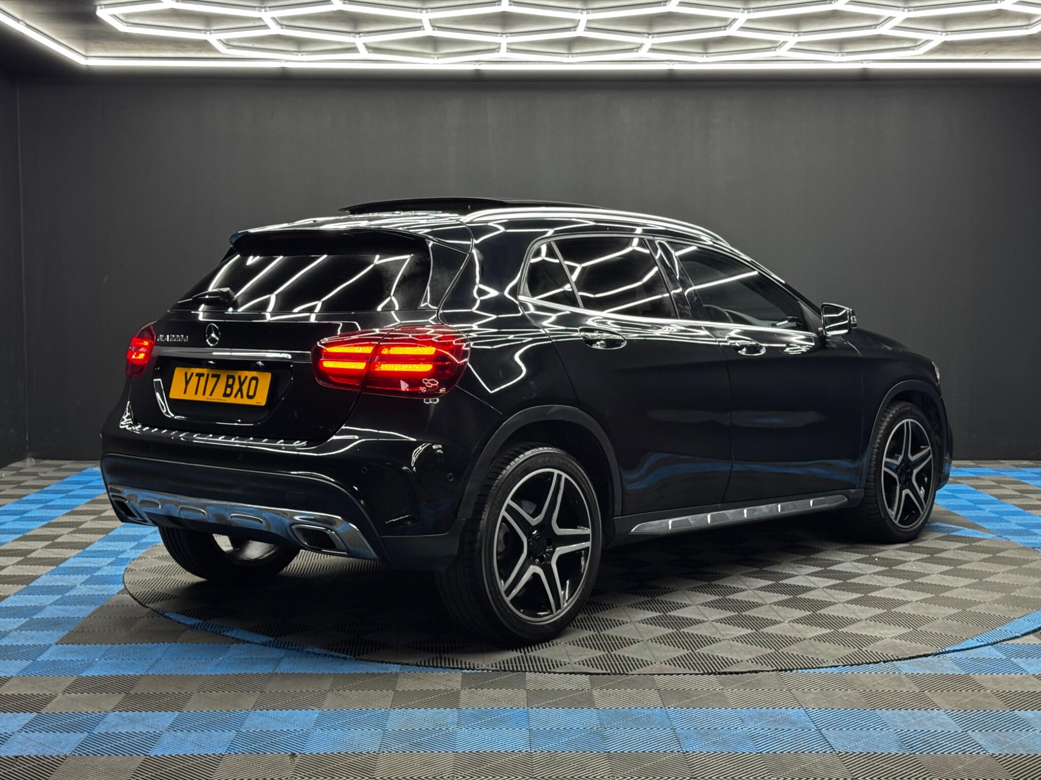 Mercedes-Benz GLA 2.1 GLA220d AMG Line (Premium Plus) 7G-DCT 4MATIC Euro 6 (s/s) 5dr 5dr Automatic 2026