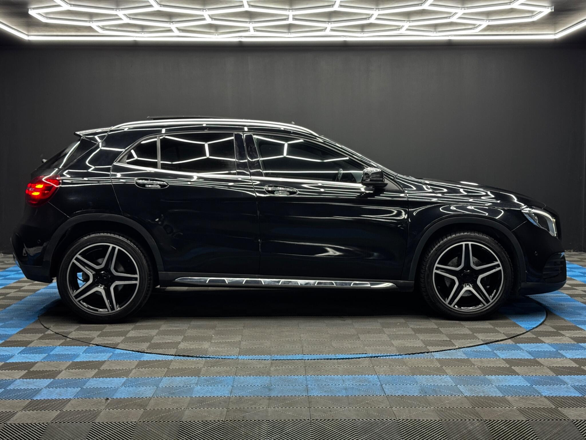 Mercedes-Benz GLA 2.1 GLA220d AMG Line (Premium Plus) 7G-DCT 4MATIC Euro 6 (s/s) 5dr 5dr Automatic 2026