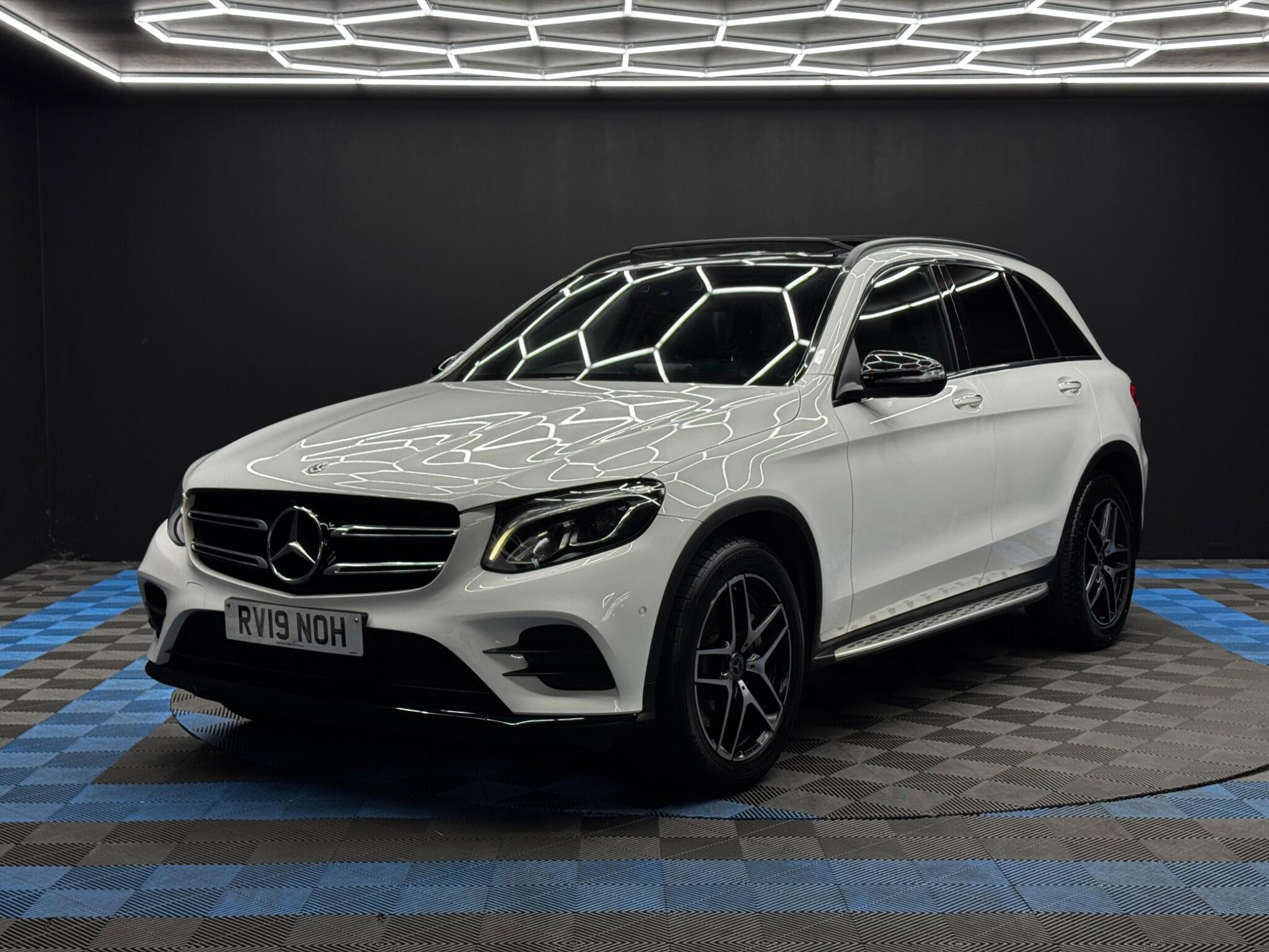 Mercedes-Benz GLC 2.0 GLC250 AMG Night Edition (Premium Plus) G-Tronic+ 4MATIC Euro 6 (s/s) 5dr 5dr Automatic 2026