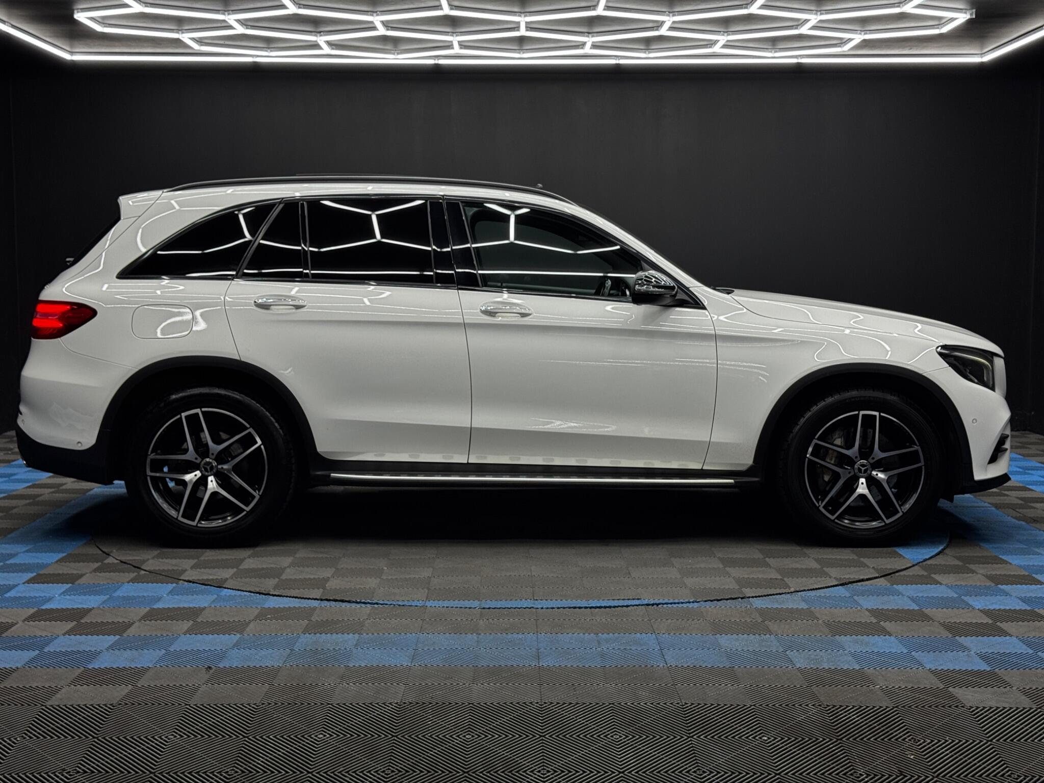 Mercedes-Benz GLC 2.0 GLC250 AMG Night Edition (Premium Plus) G-Tronic+ 4MATIC Euro 6 (s/s) 5dr 5dr Automatic 2026