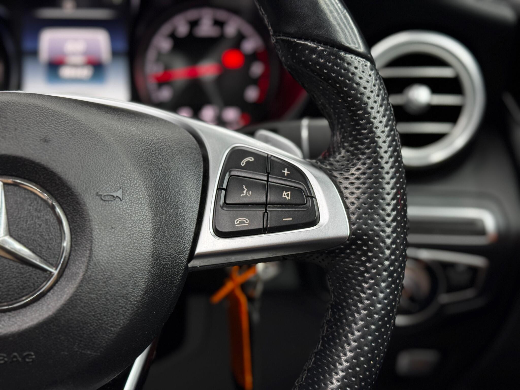 Mercedes-Benz GLC 2.0 GLC250 AMG Night Edition (Premium Plus) G-Tronic+ 4MATIC Euro 6 (s/s) 5dr 5dr Automatic 2026