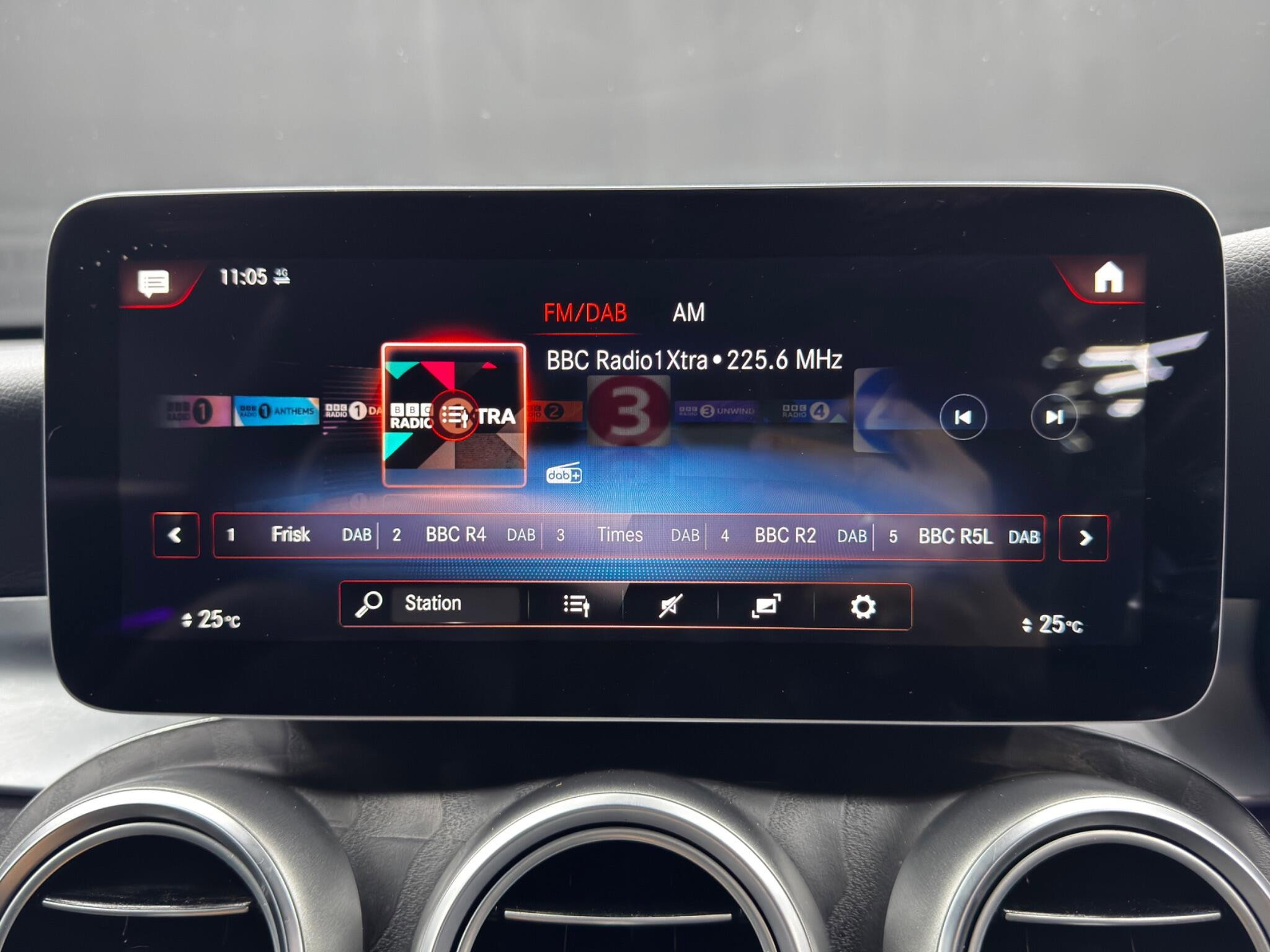 Mercedes-Benz GLC 2.0 GLC300d AMG Line (Premium) G-Tronic+ 4MATIC Euro 6 (s/s) 5dr 5dr Automatic 2026