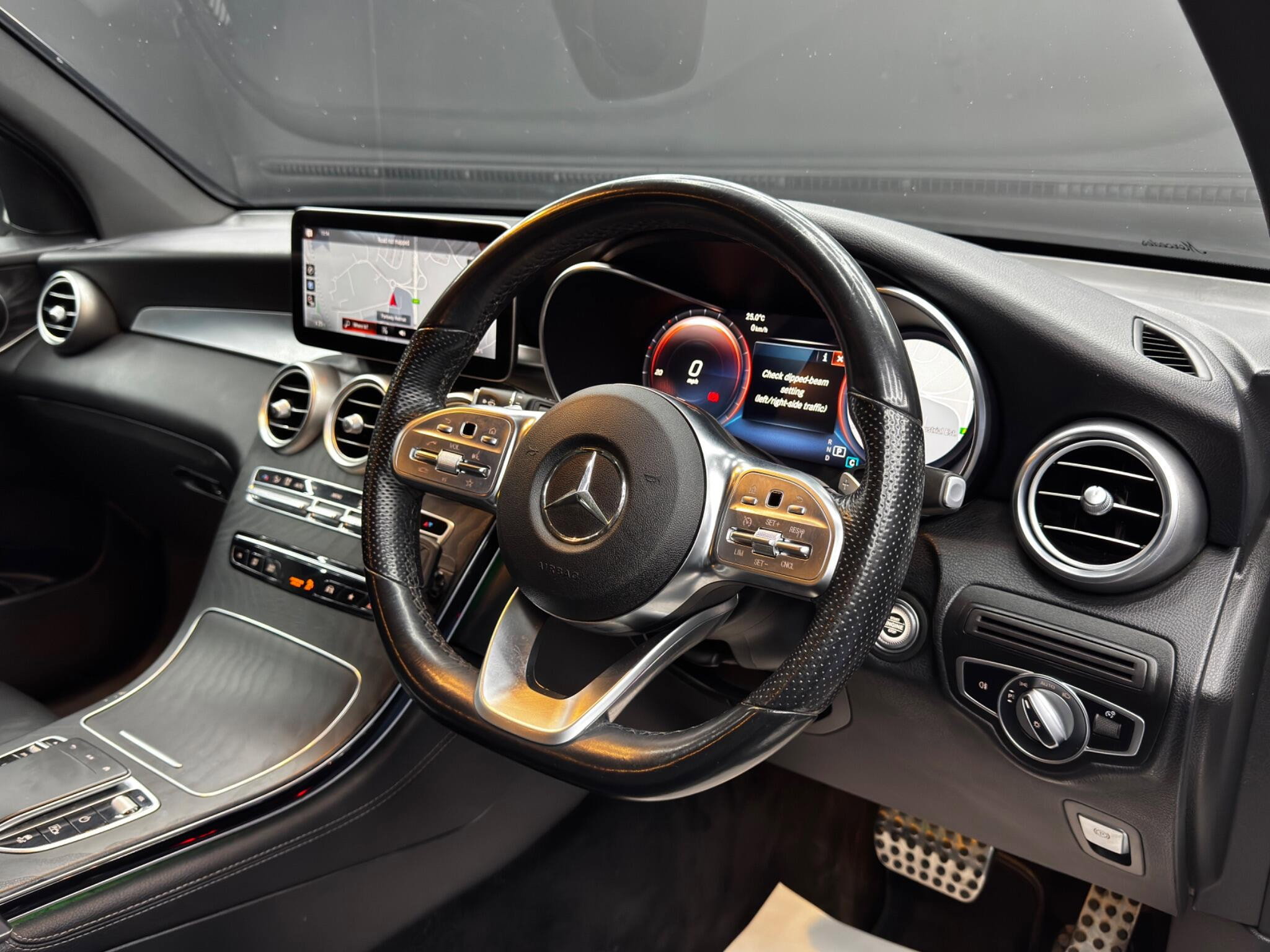 Mercedes-Benz GLC 2.0 GLC300d AMG Line (Premium) G-Tronic+ 4MATIC Euro 6 (s/s) 5dr 5dr Automatic 2026