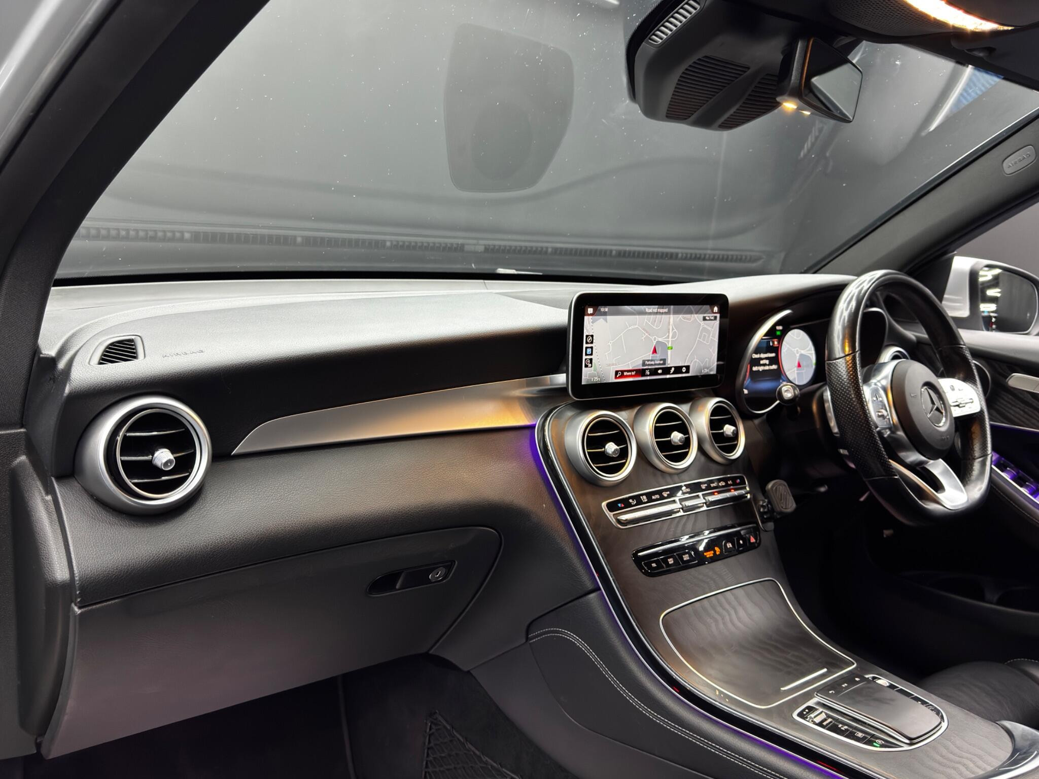 Mercedes-Benz GLC 2.0 GLC300d AMG Line (Premium) G-Tronic+ 4MATIC Euro 6 (s/s) 5dr 5dr Automatic 2026