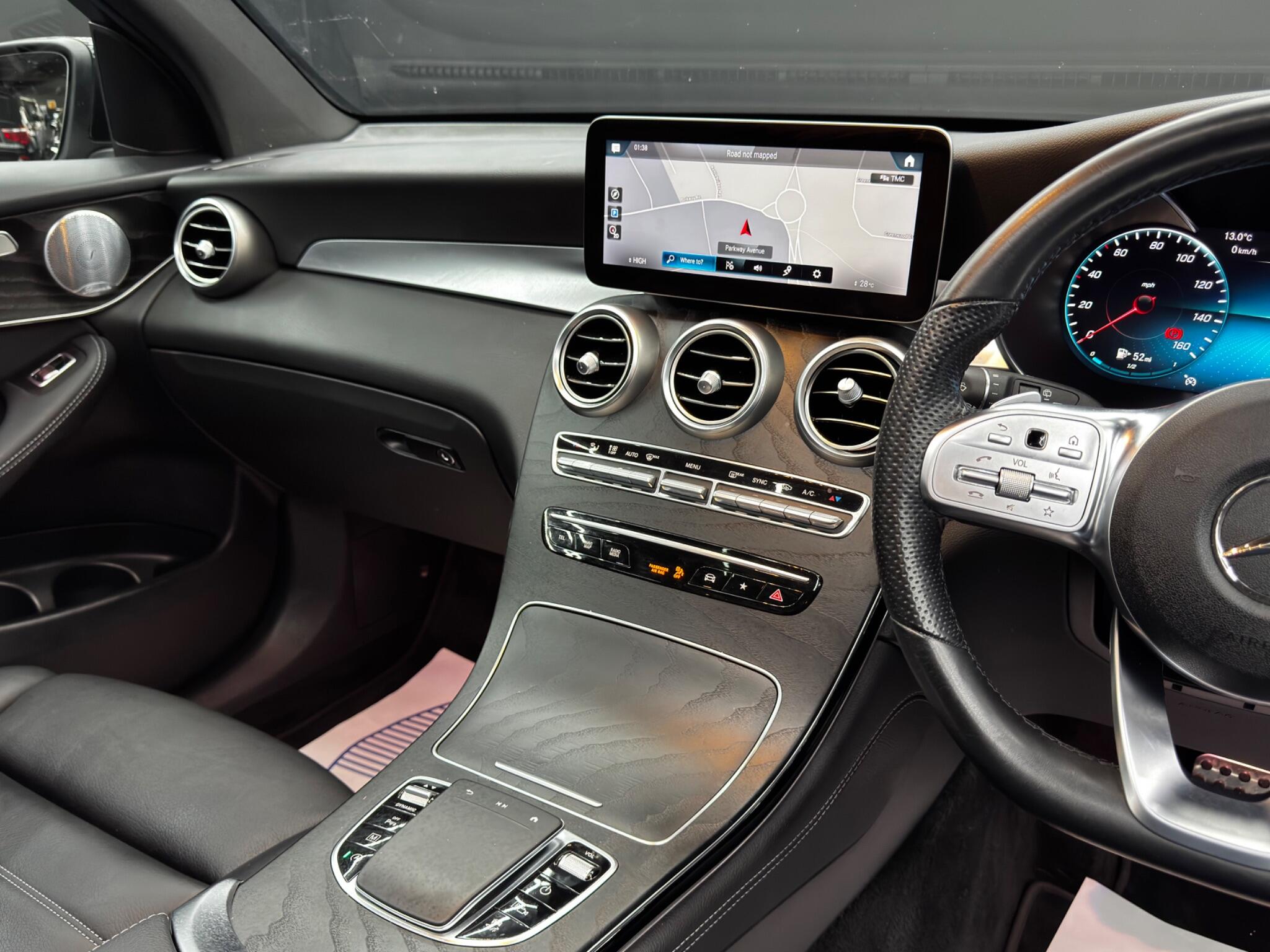 Mercedes-Benz GLC 2.0 GLC300d AMG Line (Premium Plus) G-Tronic+ 4MATIC Euro 6 (s/s) 5dr 5dr Automatic 2026