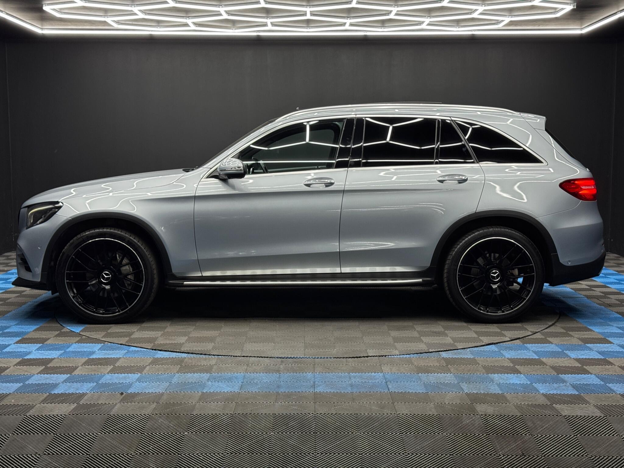 Mercedes-Benz GLC 2.1 GLC250d AMG Line (Premium) G-Tronic 4MATIC Euro 6 (s/s) 5dr 5dr Automatic 2026