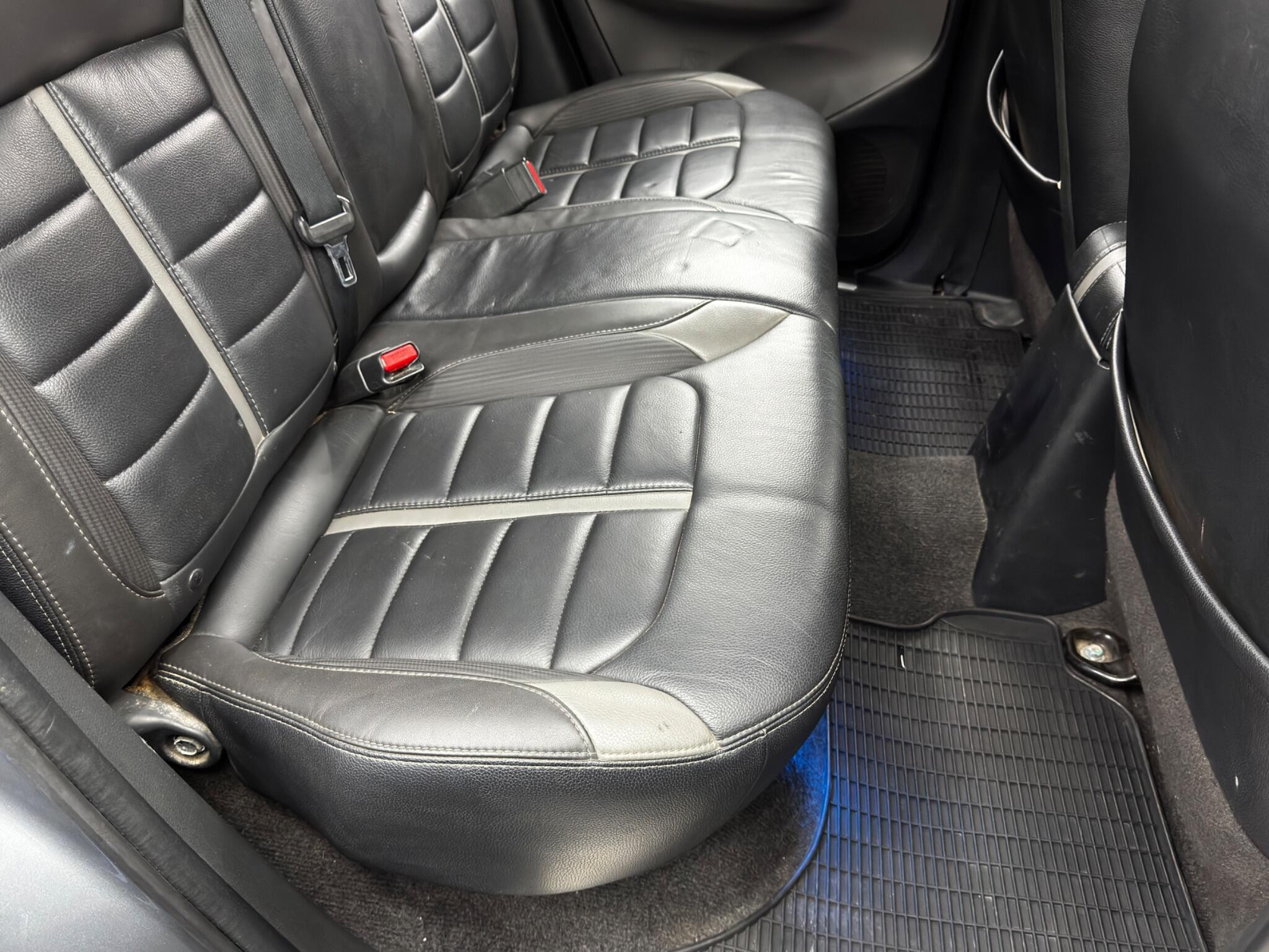 Mitsubishi L200 2.4 DI-D DC Barbarian 4WD Euro 6 4dr 4dr Manual 2026
