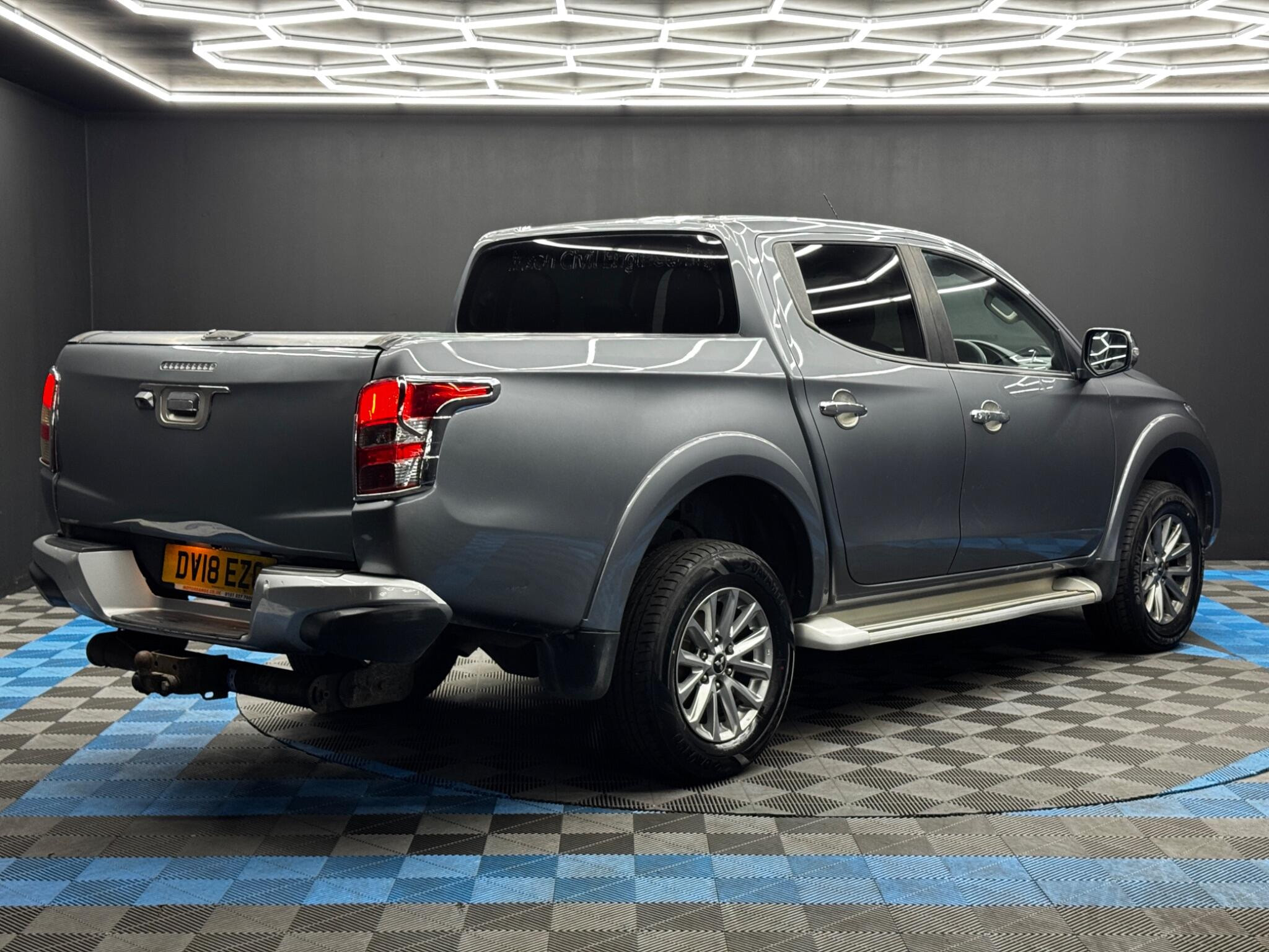 Mitsubishi L200 2.4 DI-D DC Barbarian 4WD Euro 6 4dr 4dr Manual 2026