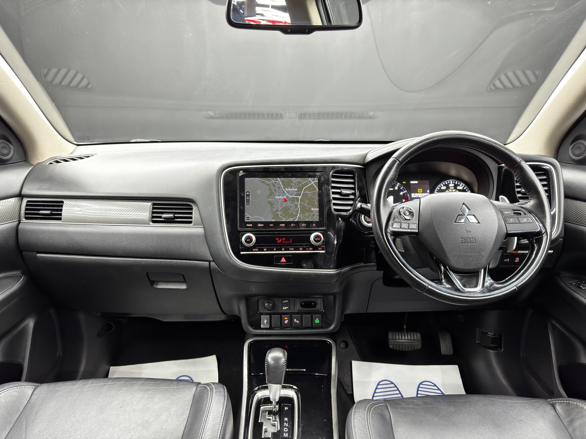 Mitsubishi Outlander 2.0 MIVEC Exceed CVT 4WD Euro 6 (s/s) 5dr 5dr Automatic 2026