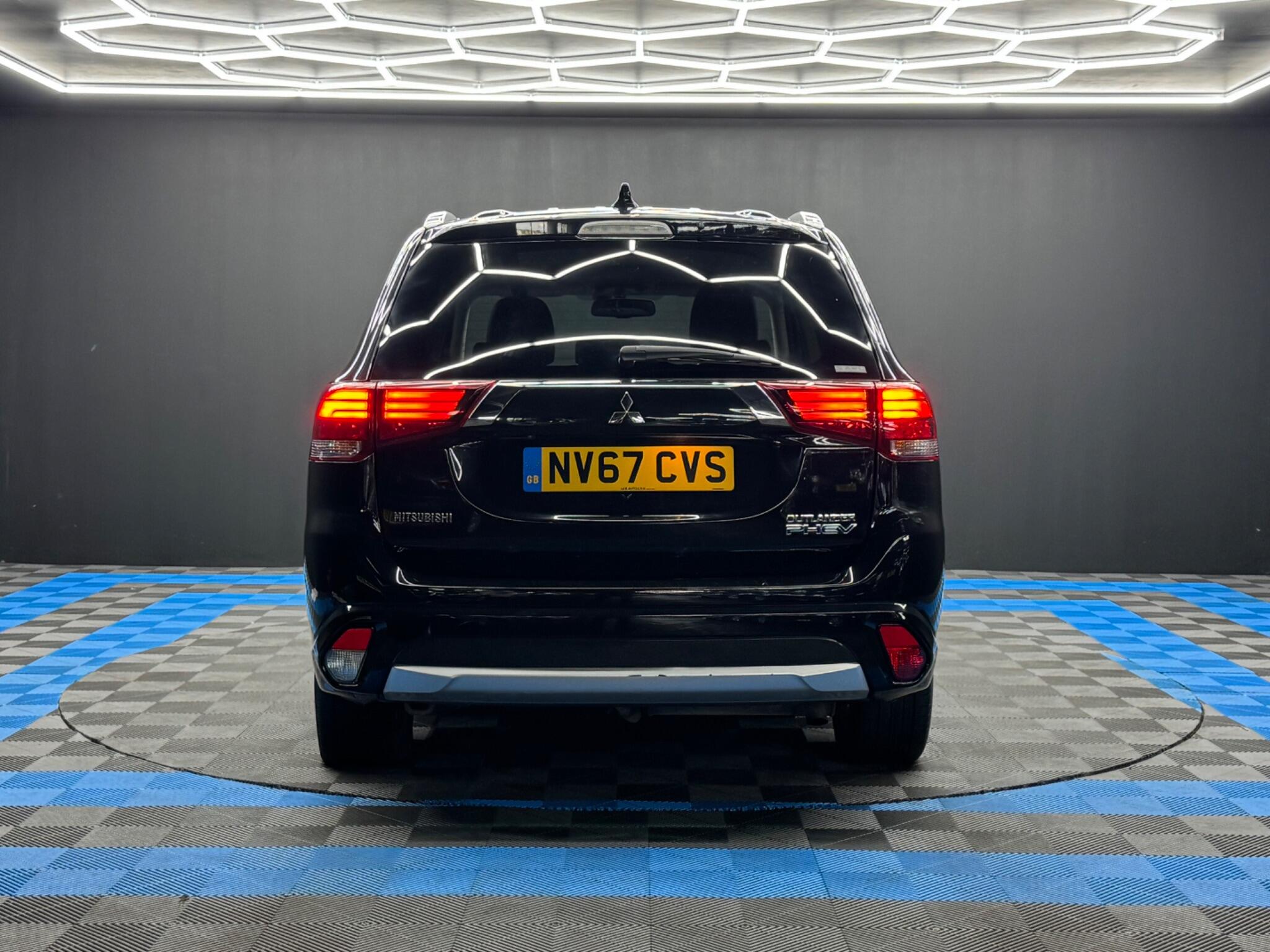 Mitsubishi Outlander 2.0h 12kWh 4h CVT 4WD Euro 6 (s/s) 5dr 5dr Automatic 2026