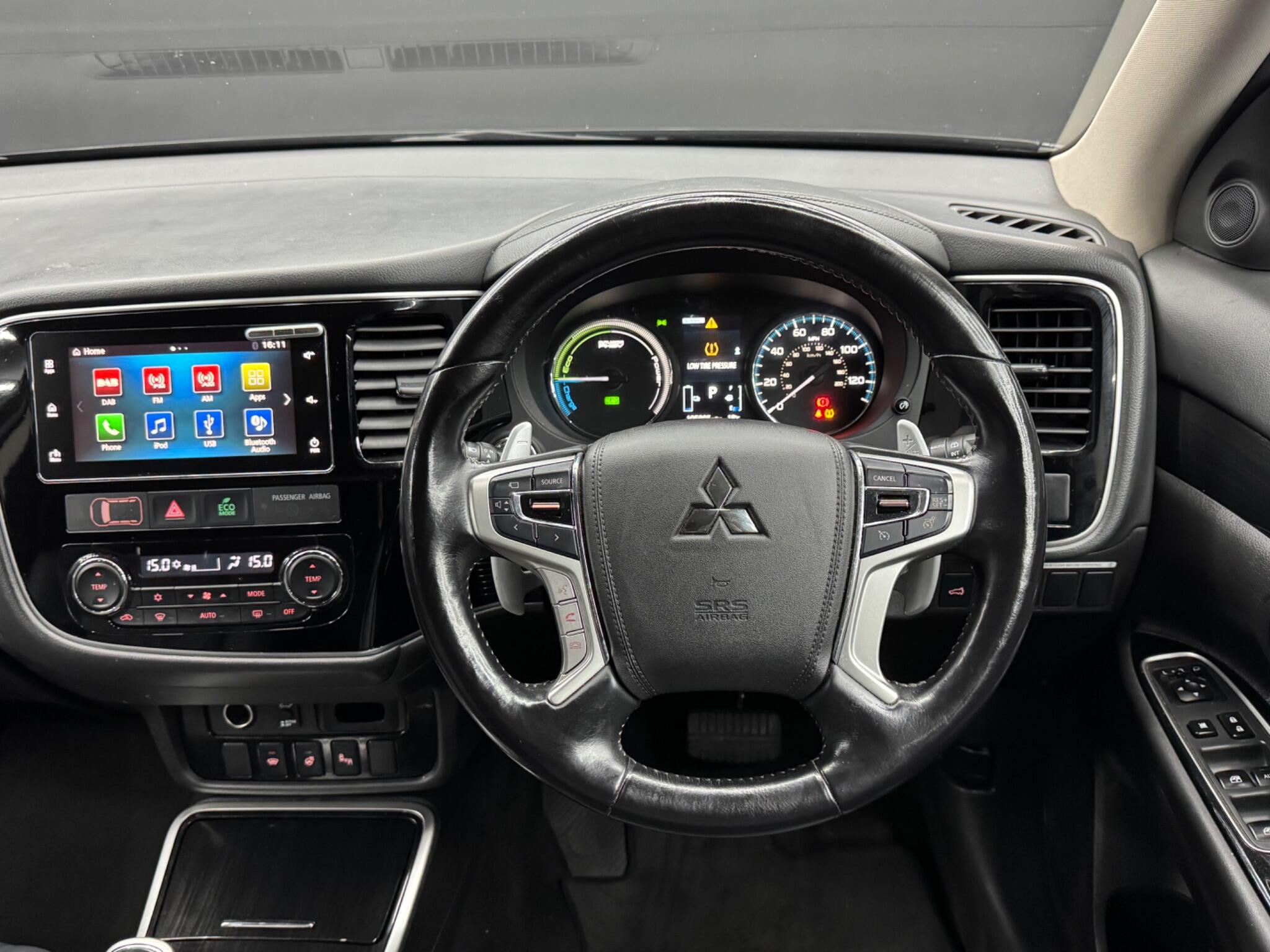 Mitsubishi Outlander 2.0h 12kWh 4h CVT 4WD Euro 6 (s/s) 5dr 5dr Automatic 2026
