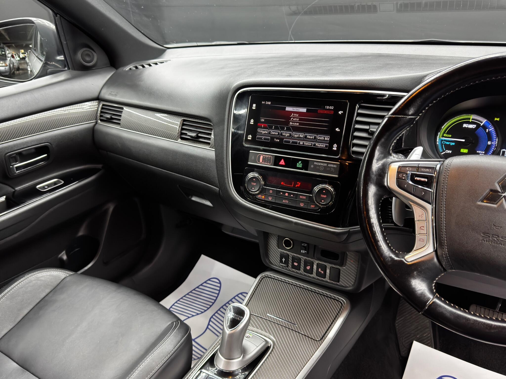 Mitsubishi Outlander 2.4h TwinMotor 13.8kWh 4h CVT 4WD Euro 6 (s/s) 5dr 5dr Automatic 2026