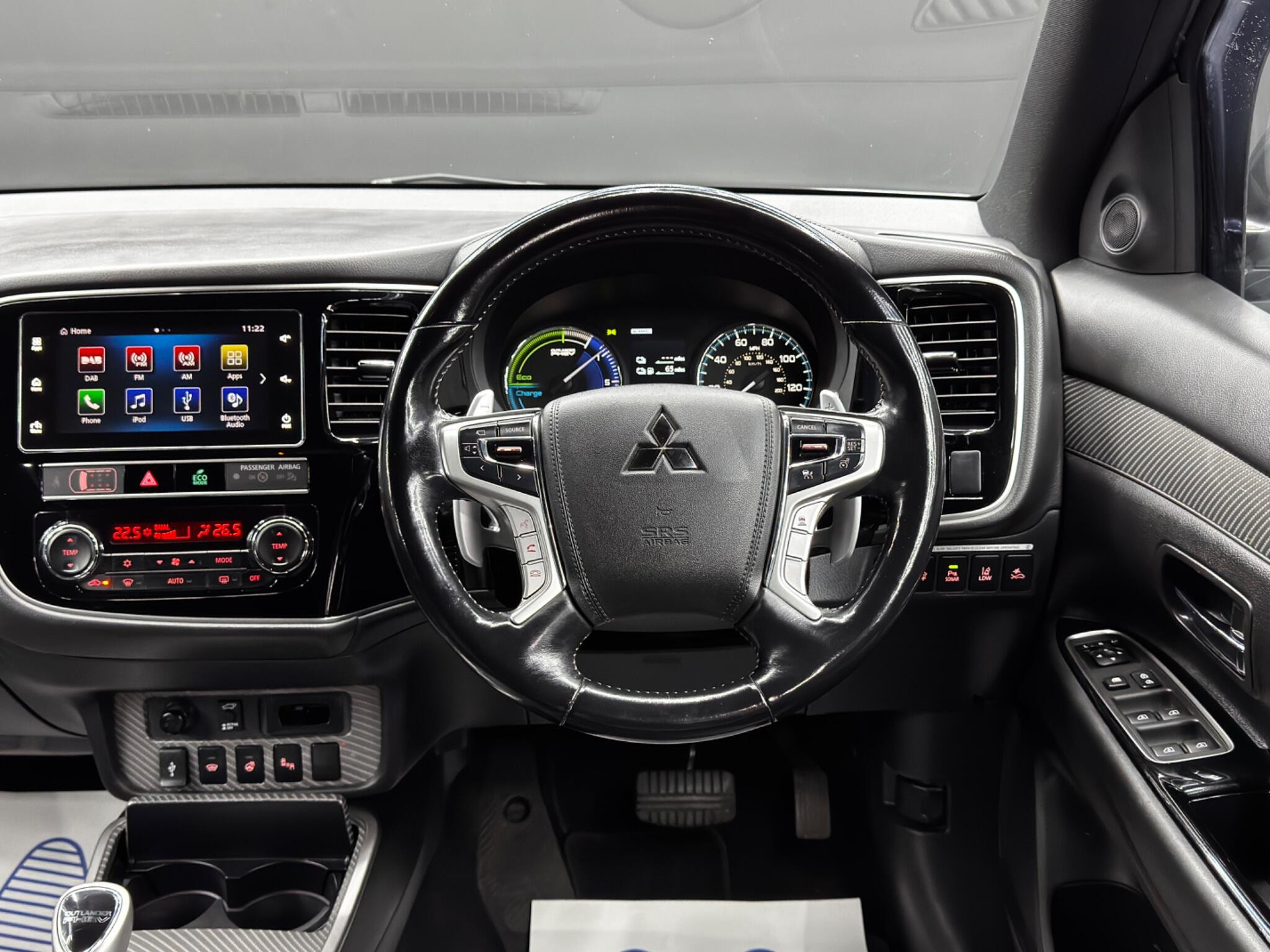 Mitsubishi Outlander 2.4h TwinMotor 13.8kWh 4hs CVT 4WD Euro 6 (s/s) 5dr 5dr Automatic 2026