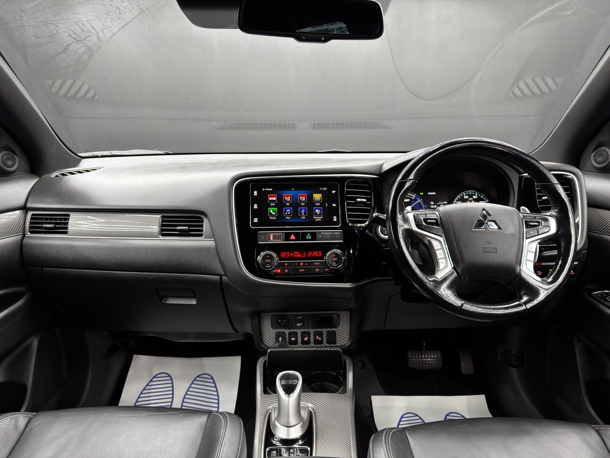 Mitsubishi Outlander 2.4h TwinMotor 13.8kWh 4hs CVT 4WD Euro 6 (s/s) 5dr 5dr Automatic 2026