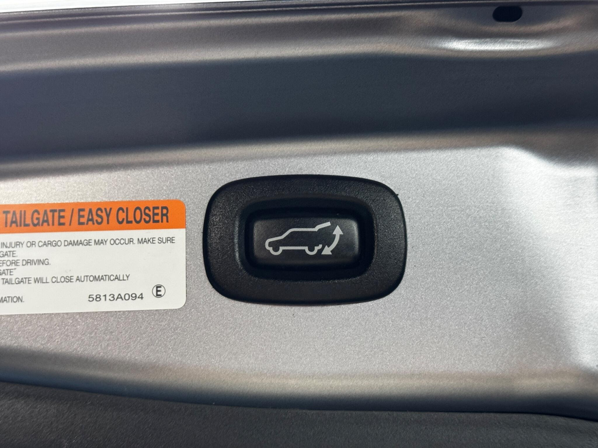 Mitsubishi Outlander 2.4h TwinMotor 13.8kWh 4hs CVT 4WD Euro 6 (s/s) 5dr 5dr Automatic 2026