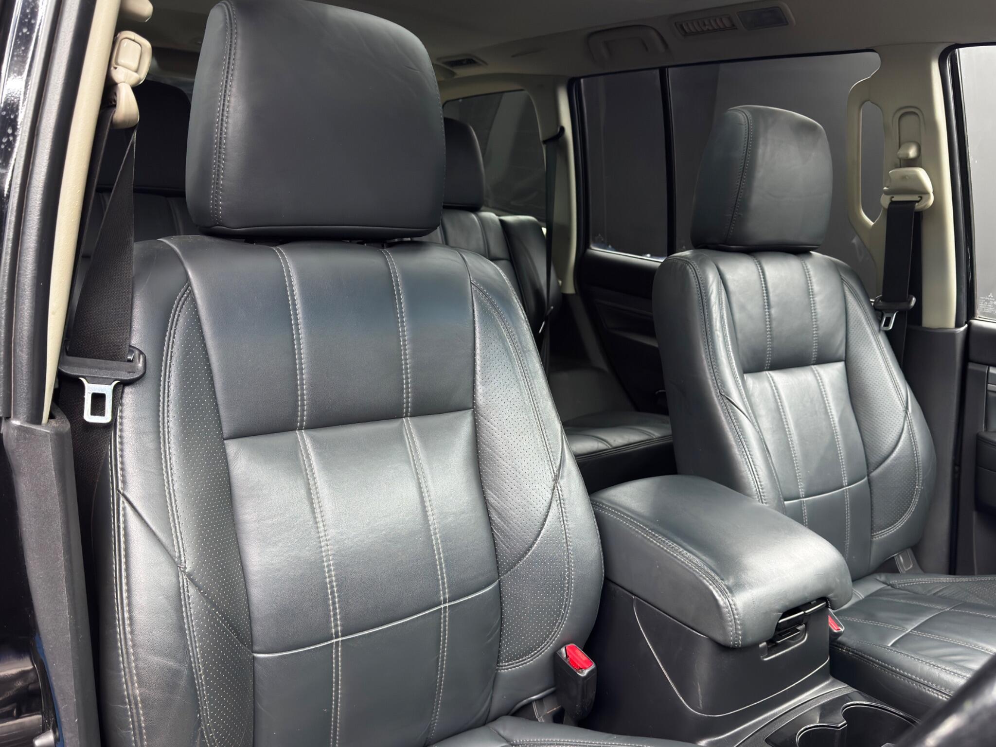 Mitsubishi Shogun 3.2 DI-DC SG5 Auto 4WD Euro 6 5dr LWB 5dr Automatic 2026