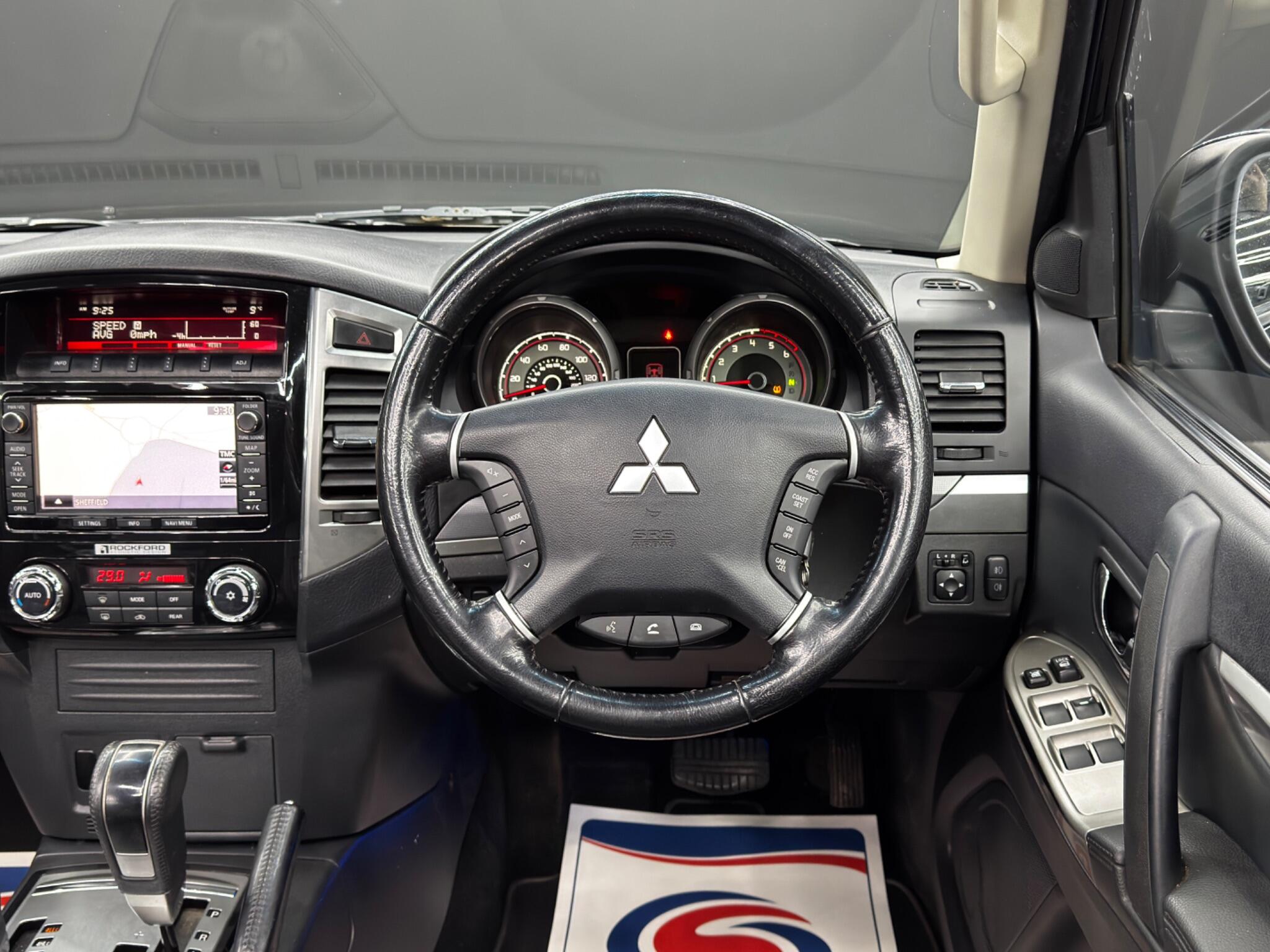 Mitsubishi Shogun 3.2 DI-DC SG5 Auto 4WD Euro 6 5dr LWB 5dr Automatic 2026