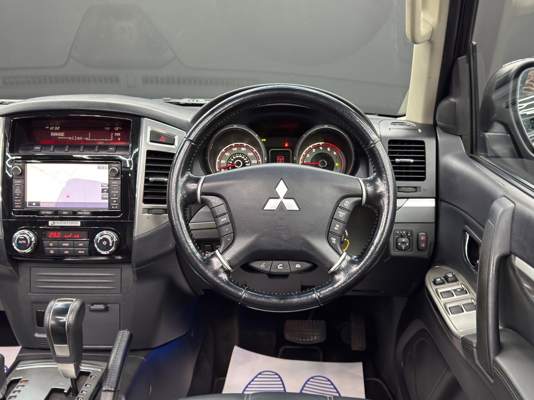 Mitsubishi Shogun 3.2 DI-DC SG5 Auto 4WD Euro 6 5dr LWB 5dr Automatic 2026