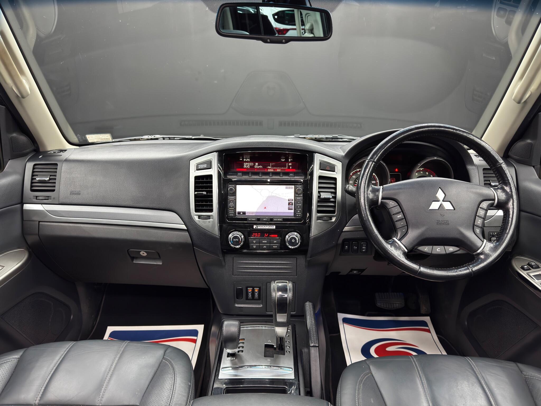 Mitsubishi Shogun 3.2 DI-DC SG5 Auto 4WD Euro 6 5dr LWB 5dr Automatic 2026