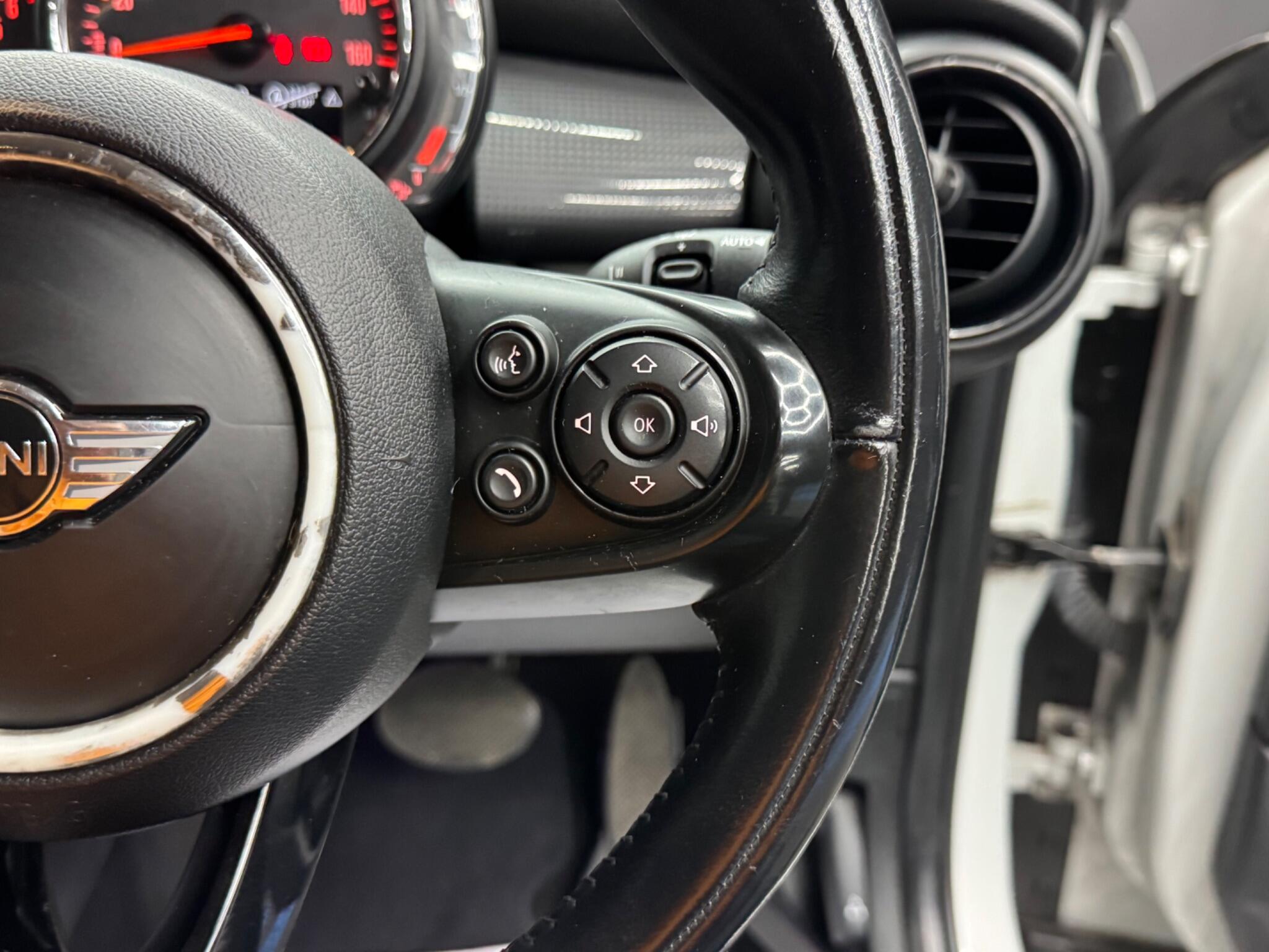 MINI Hatch 1.5 Cooper Auto Euro 6 (s/s) 5dr 5dr Automatic 2026