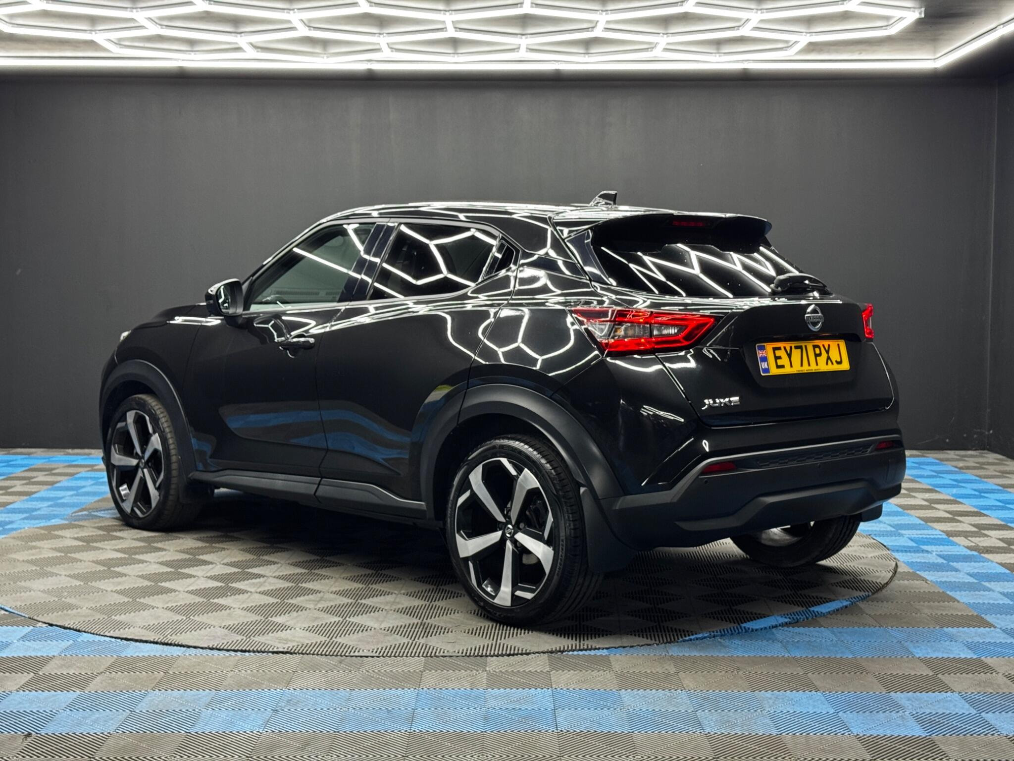 Nissan Juke 1.0 DIG-T Tekna DCT Auto Euro 6 (s/s) 5dr 5dr Automatic 2026