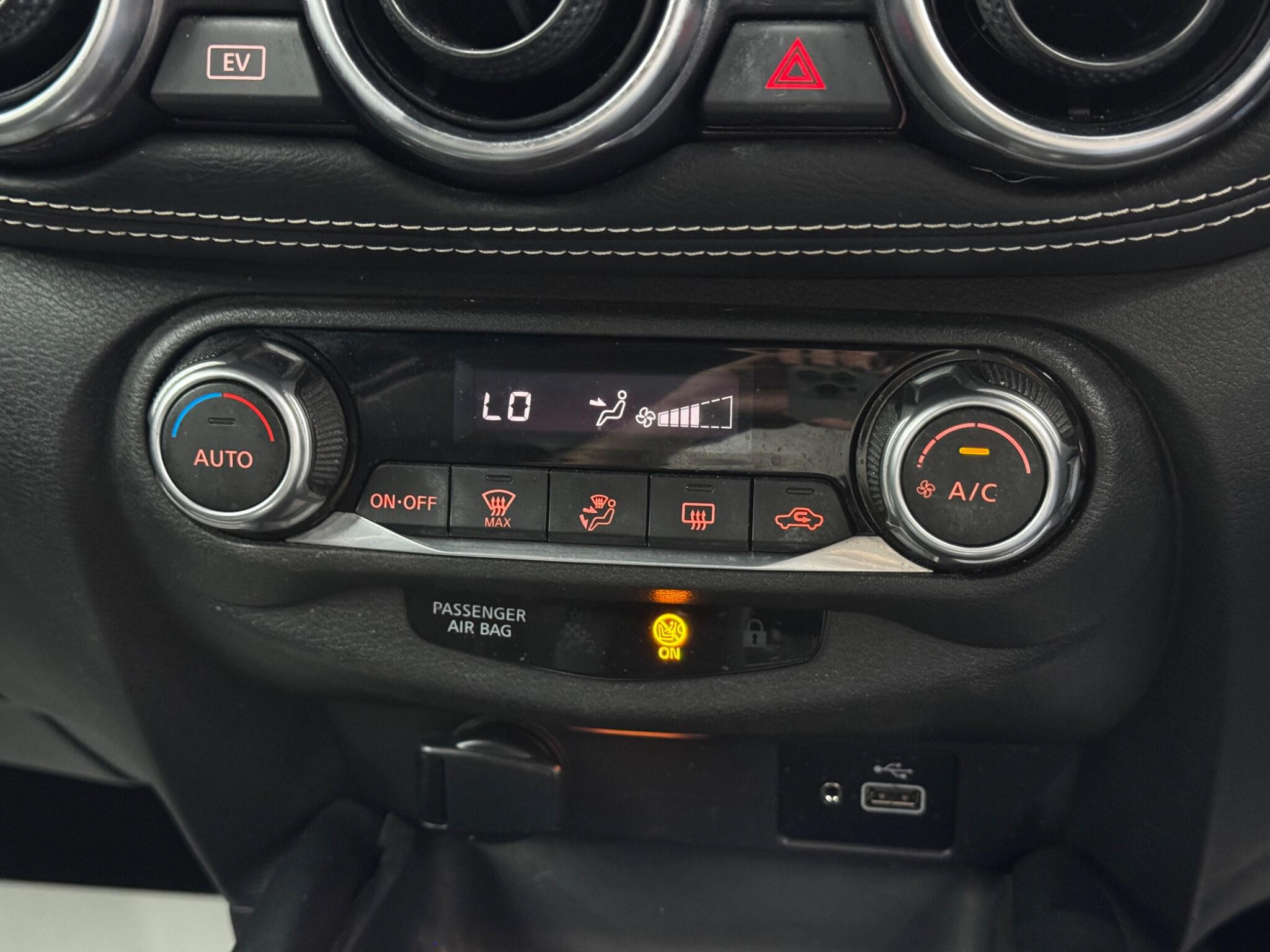 Nissan Juke 1.6 N-Connecta Auto Euro 6 5dr 5dr Automatic 2026
