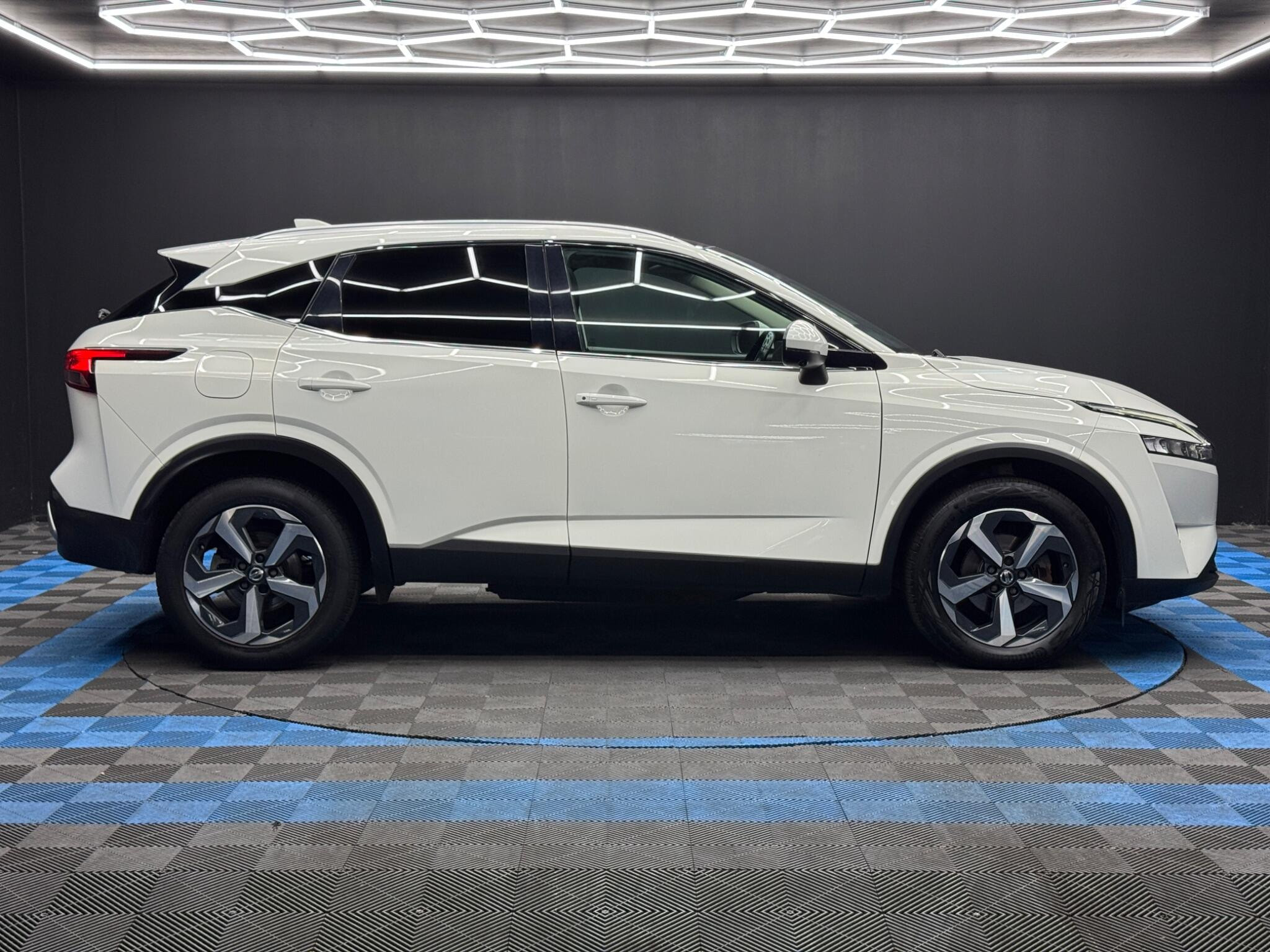 Nissan Qashqai 1.3 DIG-T MHEV N-Connecta XTRON Euro 6 (s/s) 5dr 5dr Automatic 2026