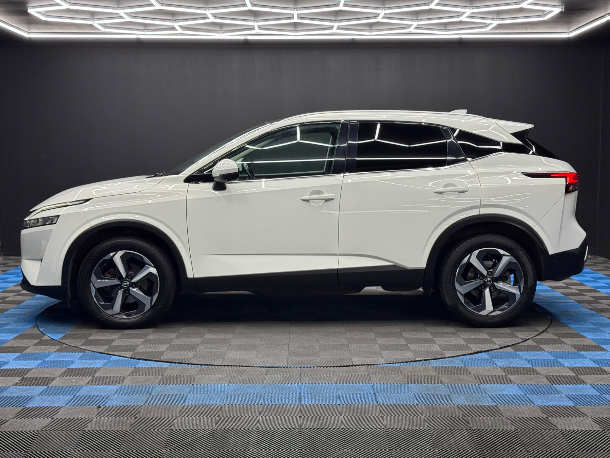 Nissan Qashqai 1.3 DIG-T MHEV N-Connecta XTRON Euro 6 (s/s) 5dr 5dr Automatic 2026