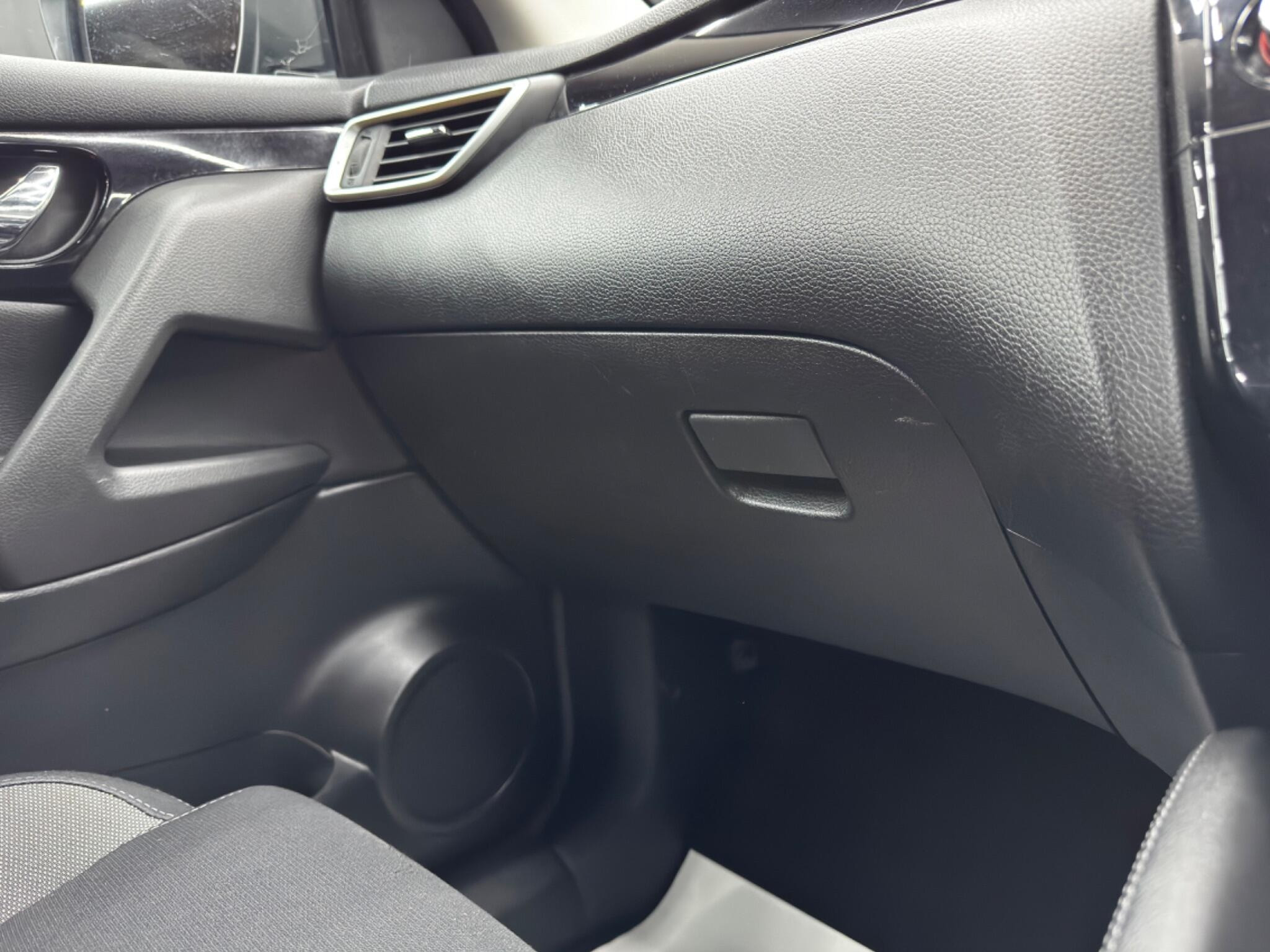 Nissan Qashqai 1.3 DIG-T N-Connecta DCT Auto Euro 6 (s/s) 5dr 5dr Automatic 2026