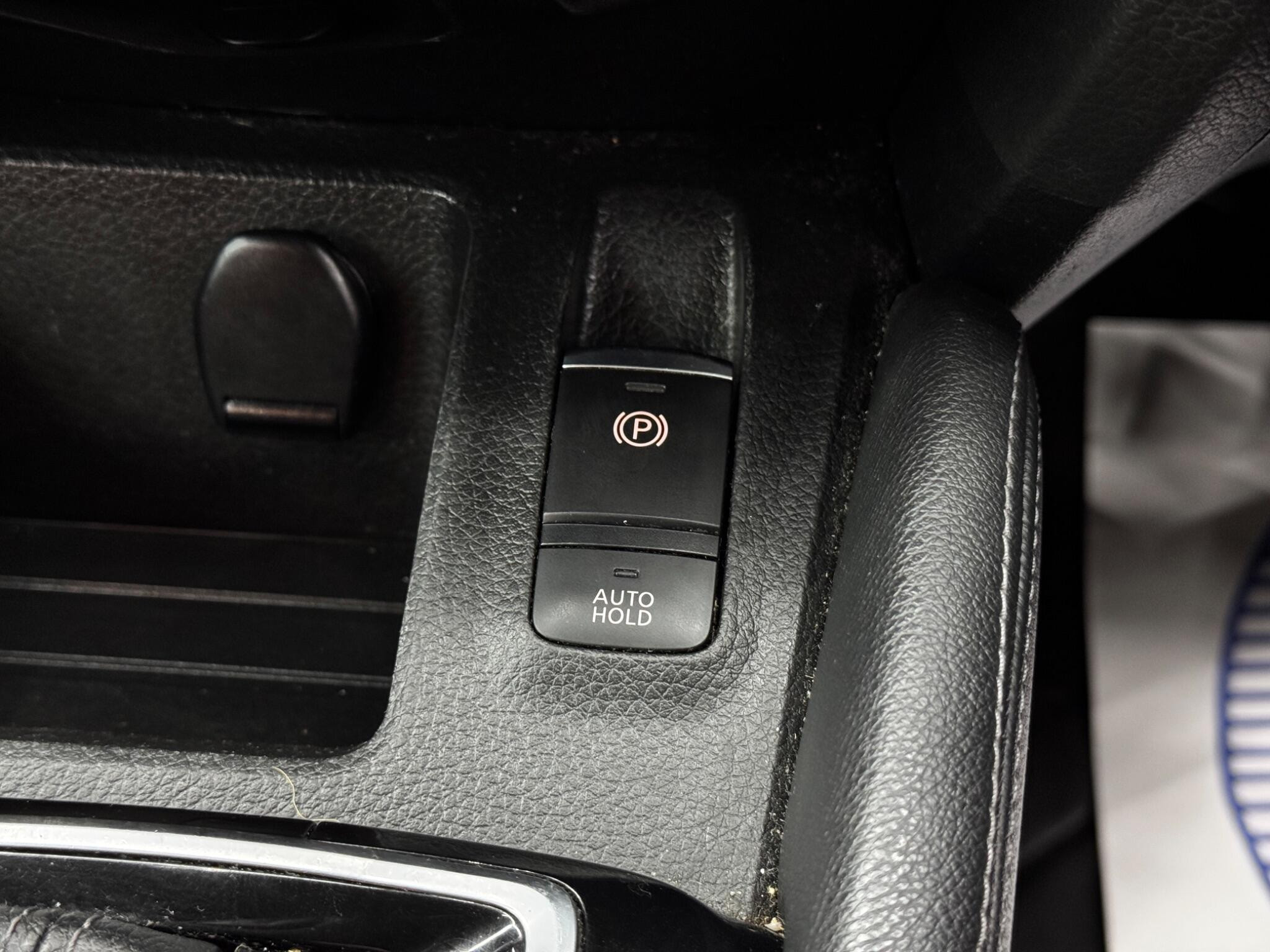 Nissan Qashqai 1.3 DIG-T N-Connecta DCT Auto Euro 6 (s/s) 5dr 5dr Automatic 2026