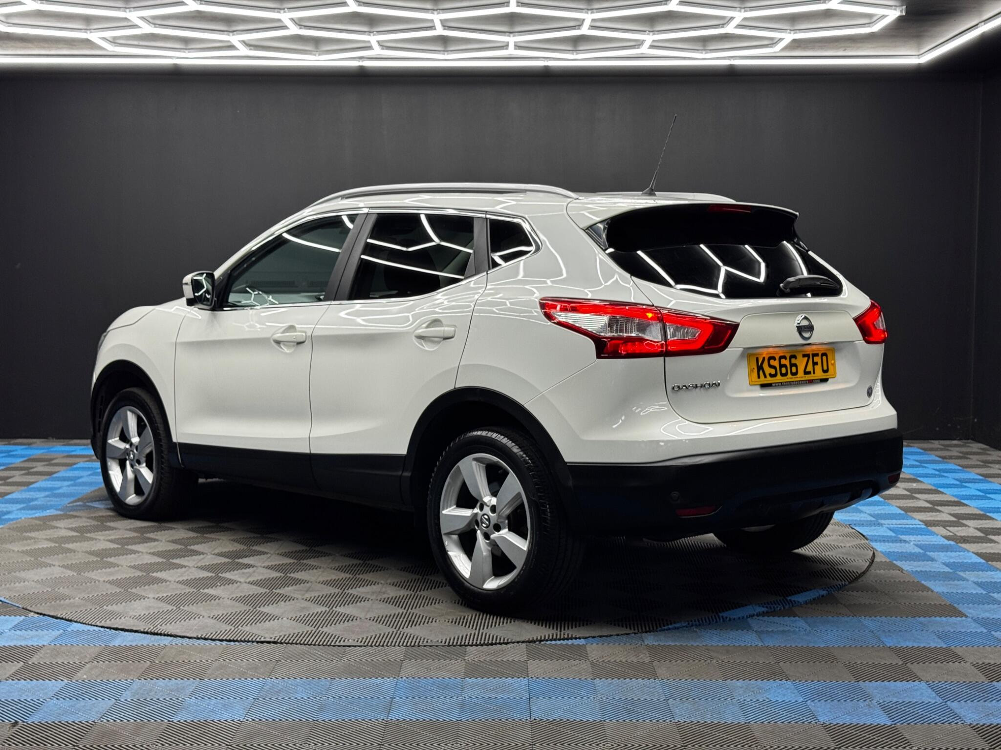 Nissan Qashqai 1.6 dCi N-Connecta 2WD Euro 6 (s/s) 5dr 5dr Manual 2026