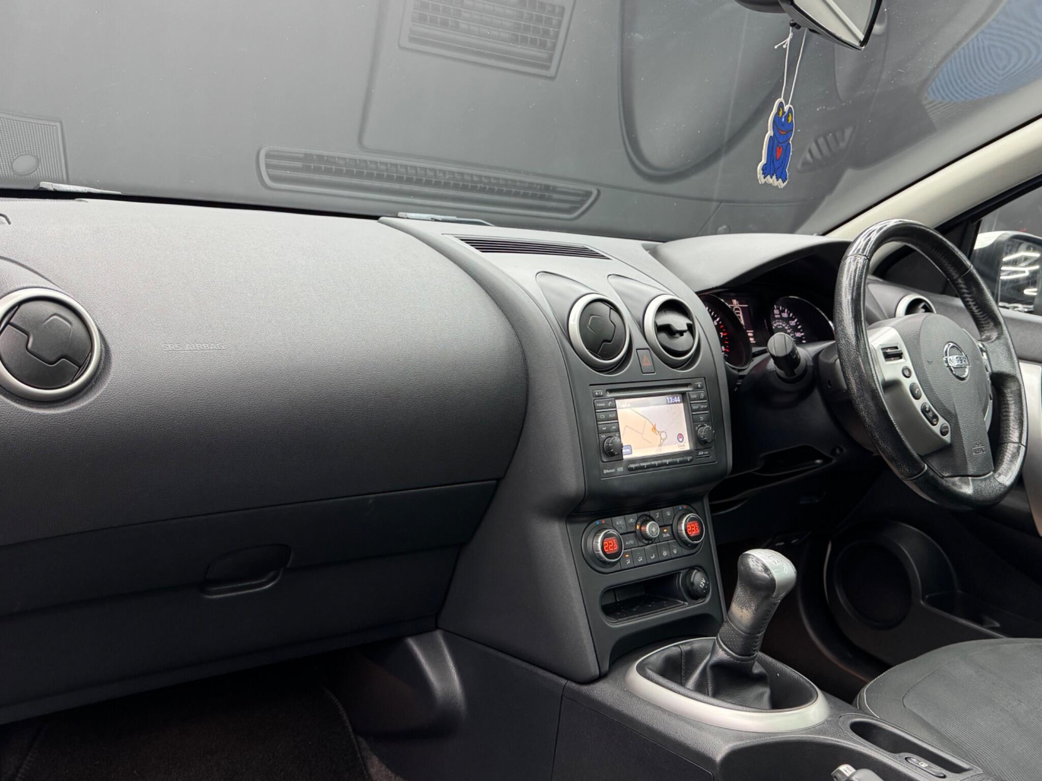 Nissan Qashqai 1.6 n-tec 2WD Euro 5 5dr 5dr Manual 2026