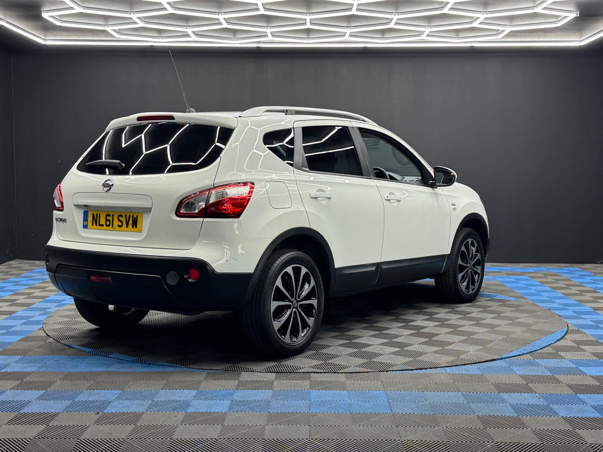 Nissan Qashqai 1.6 n-tec 2WD Euro 5 5dr 5dr Manual 2026