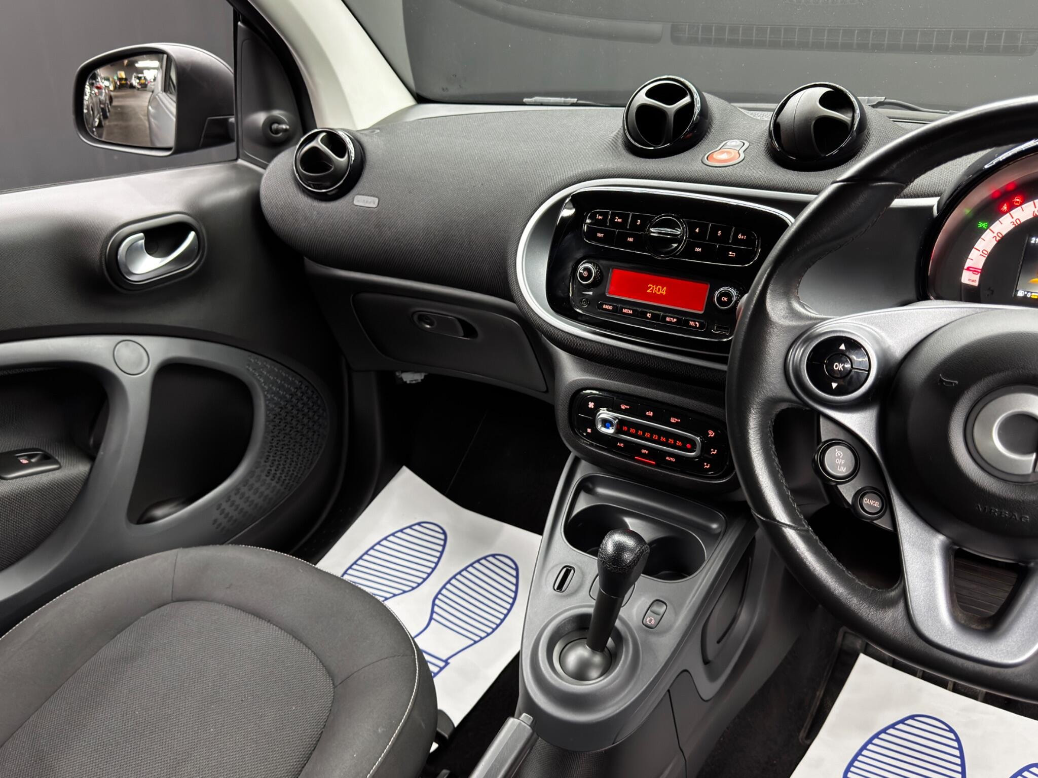 Smart ForTwo 1.0 Passion Twinamic Euro 6 (s/s) 2dr 2dr Automatic 2026