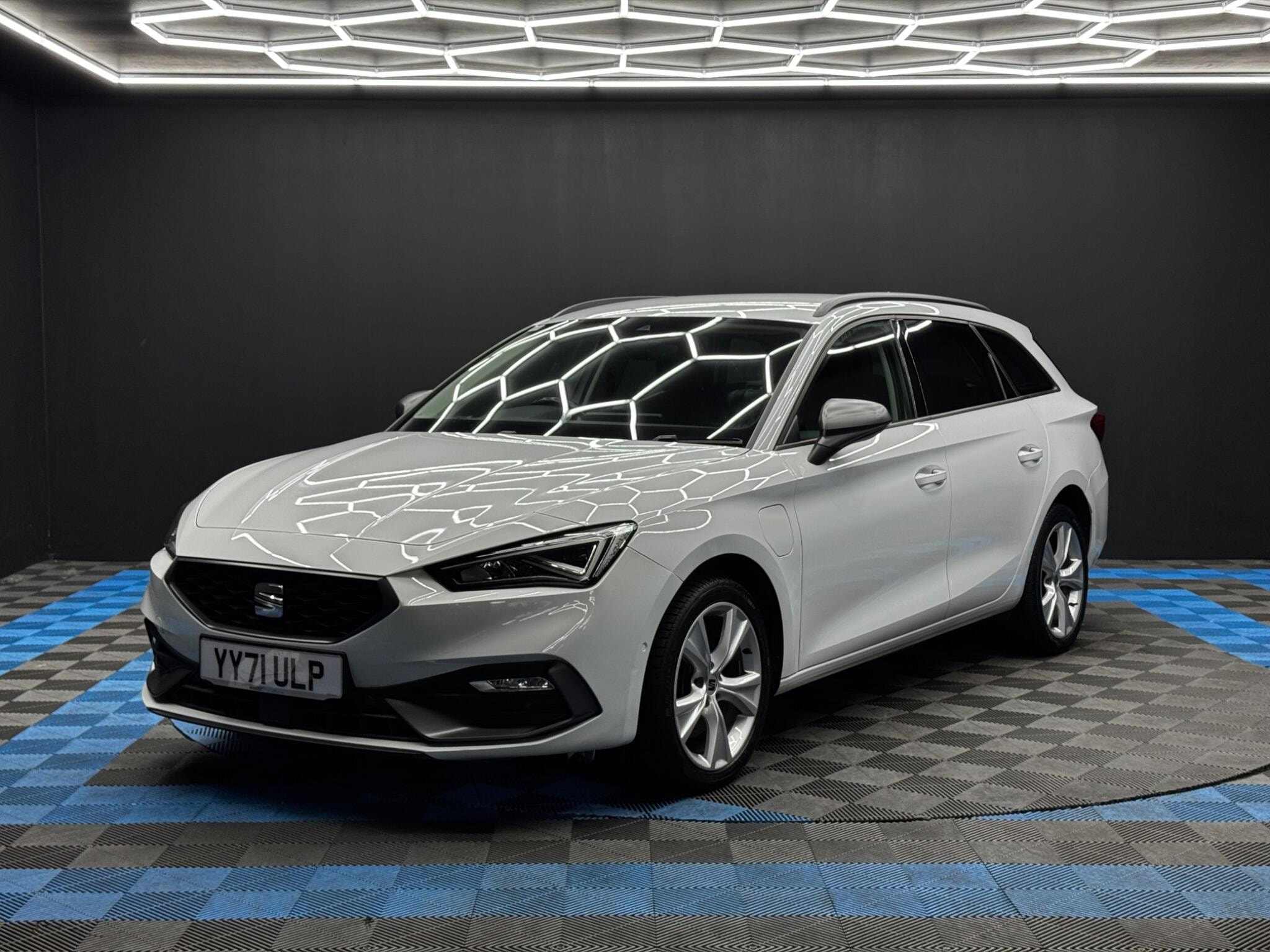 Seat Leon 1.4 eHybrid 12.8kWh FR DSG Euro 6 (s/s) 5dr 5dr Automatic 2026