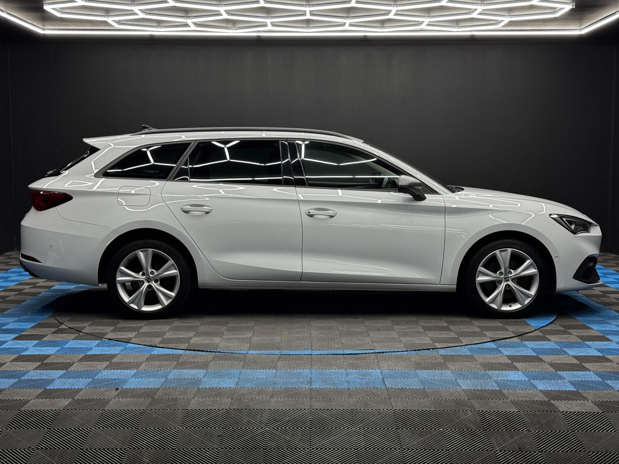 Seat Leon 1.4 eHybrid 12.8kWh FR DSG Euro 6 (s/s) 5dr 5dr Automatic 2026