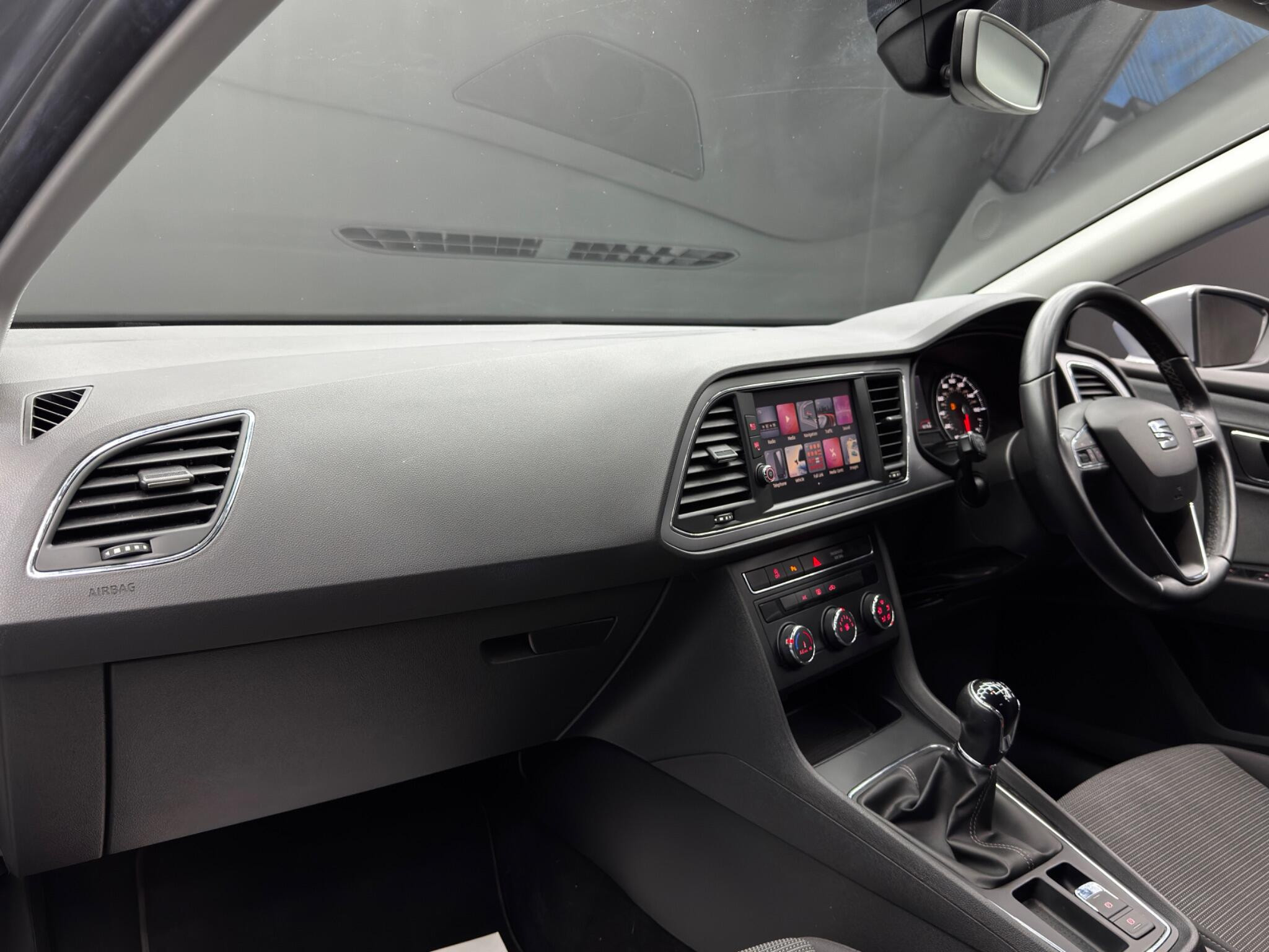 Seat Leon 1.0 TSI SE Dynamic Euro 6 (s/s) 5dr 5dr Manual 2026