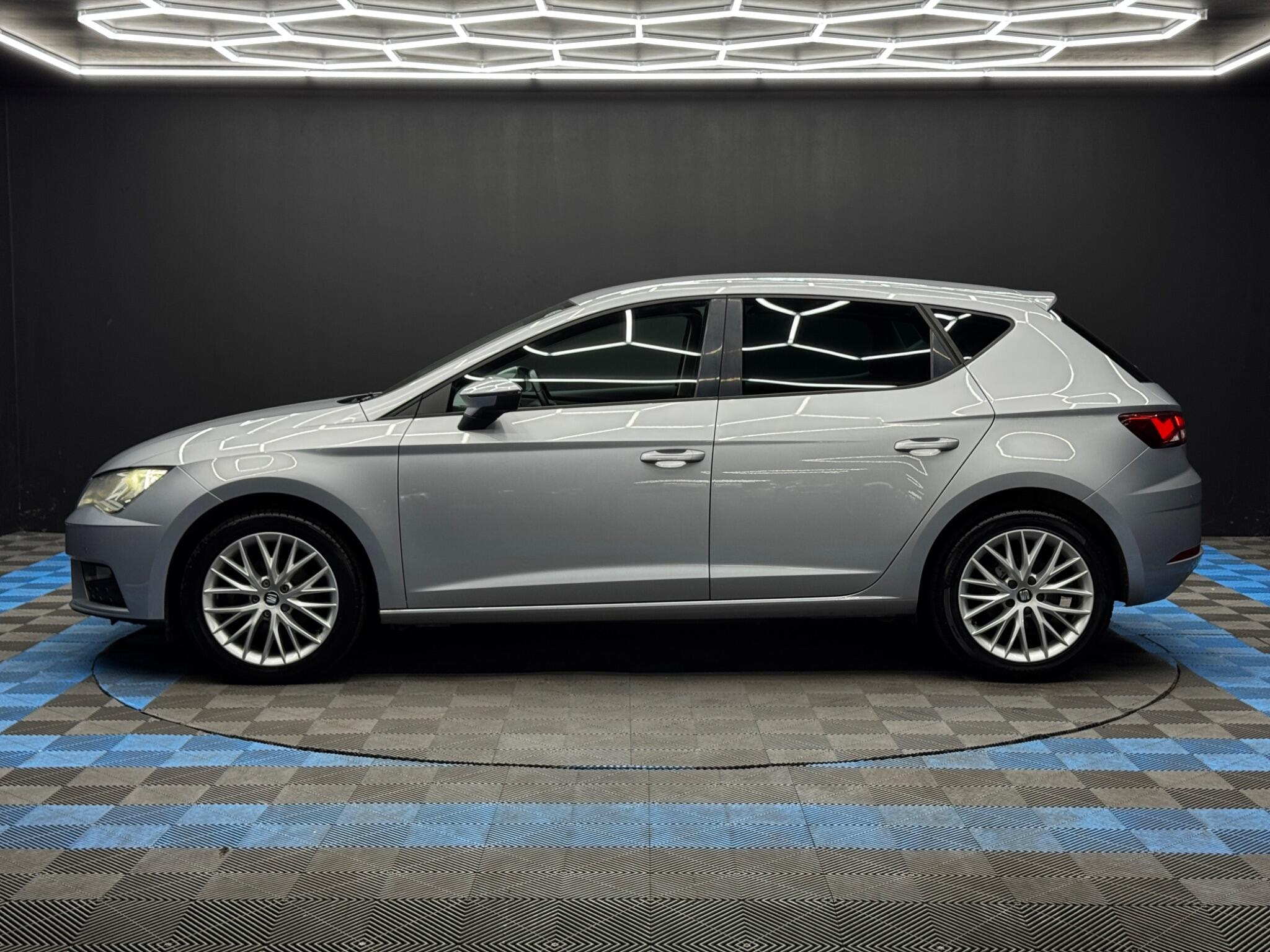 Seat Leon 1.0 TSI SE Dynamic Euro 6 (s/s) 5dr 5dr Manual 2026
