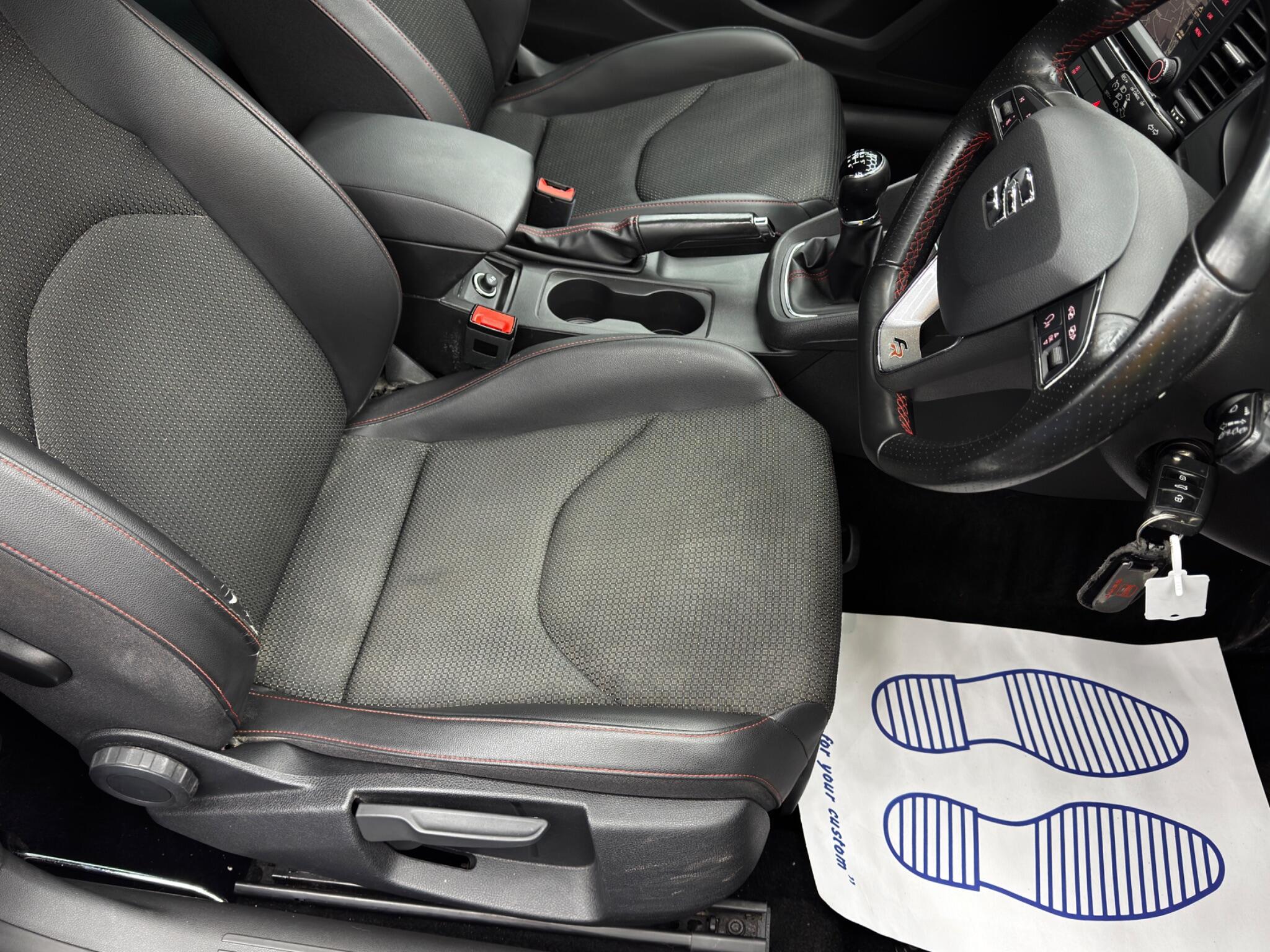 Seat Leon 2.0 TDI FR Titanium Sport Coupe Euro 6 (s/s) 3dr 3dr Manual 2026