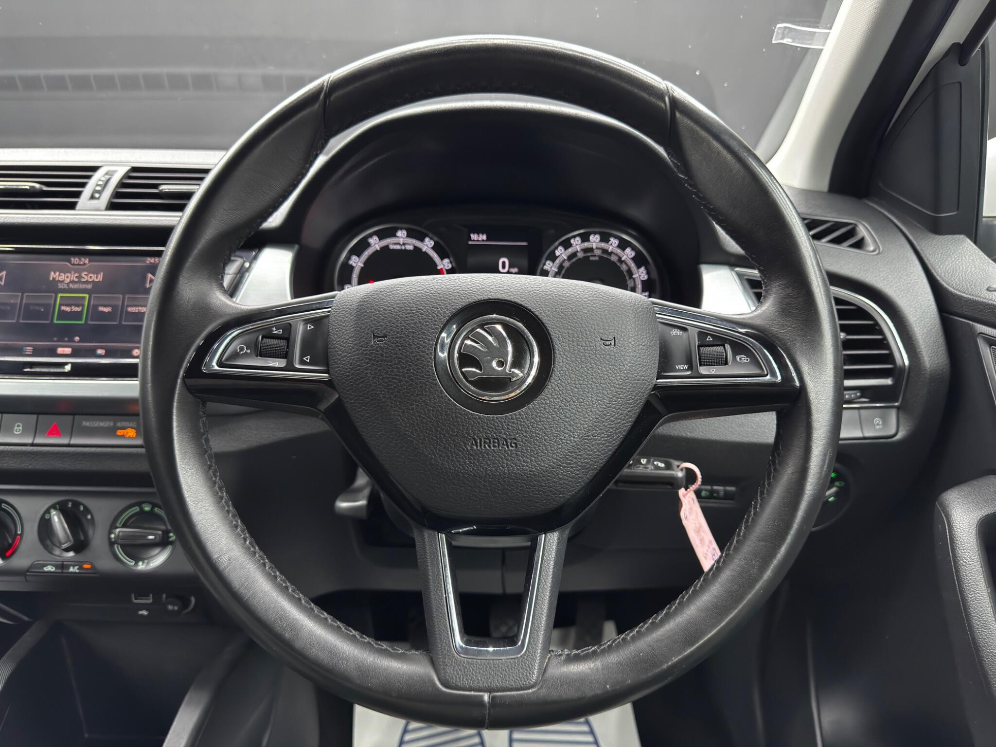 Skoda Fabia 1.0 SE Euro 6 (s/s) 5dr 5dr Manual 2026