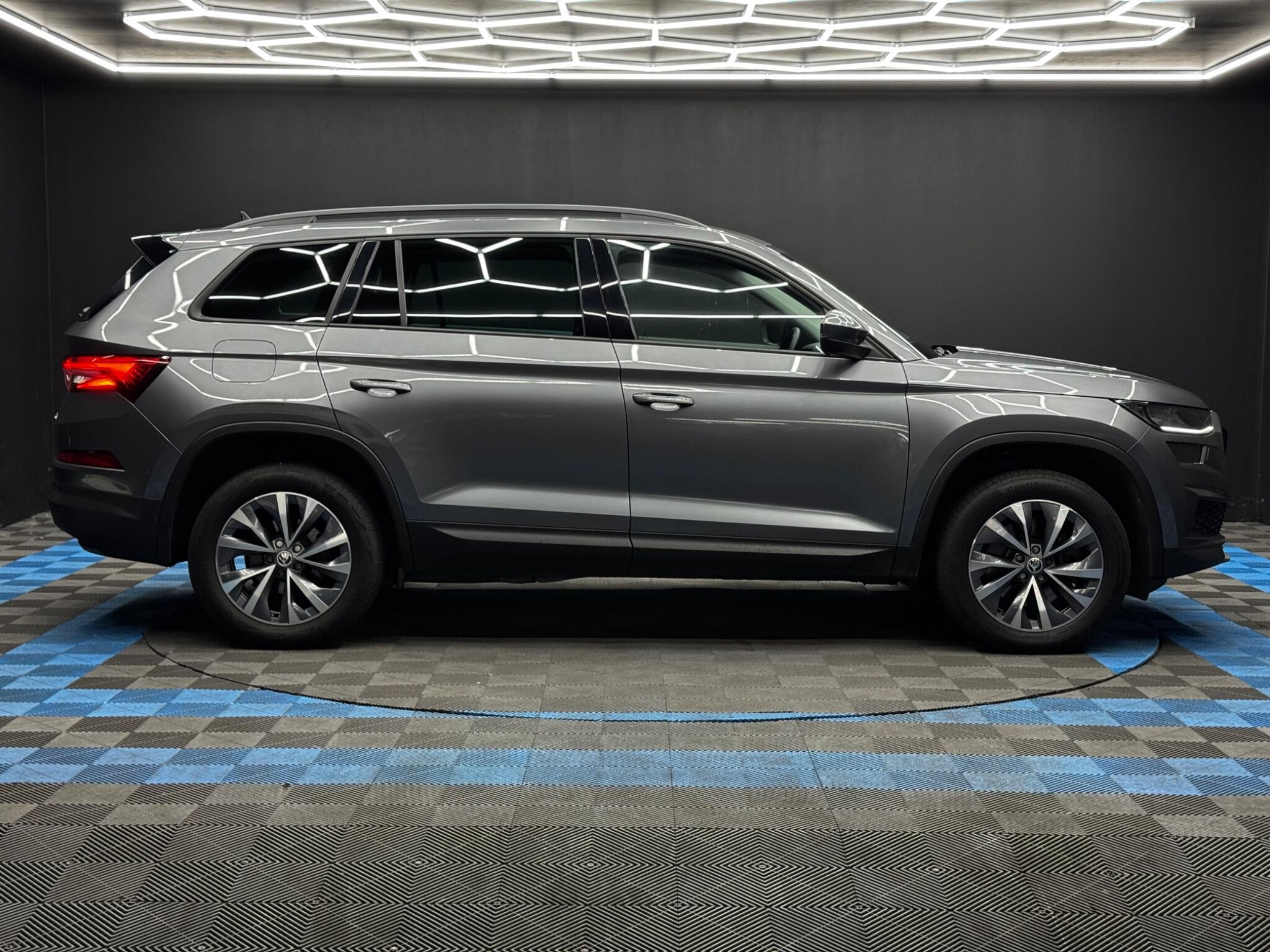 Skoda Kodiaq 2.0 TDI SE Drive DSG 4WD Euro 6 (s/s) 5dr (7 Seat) 5dr Automatic 2026