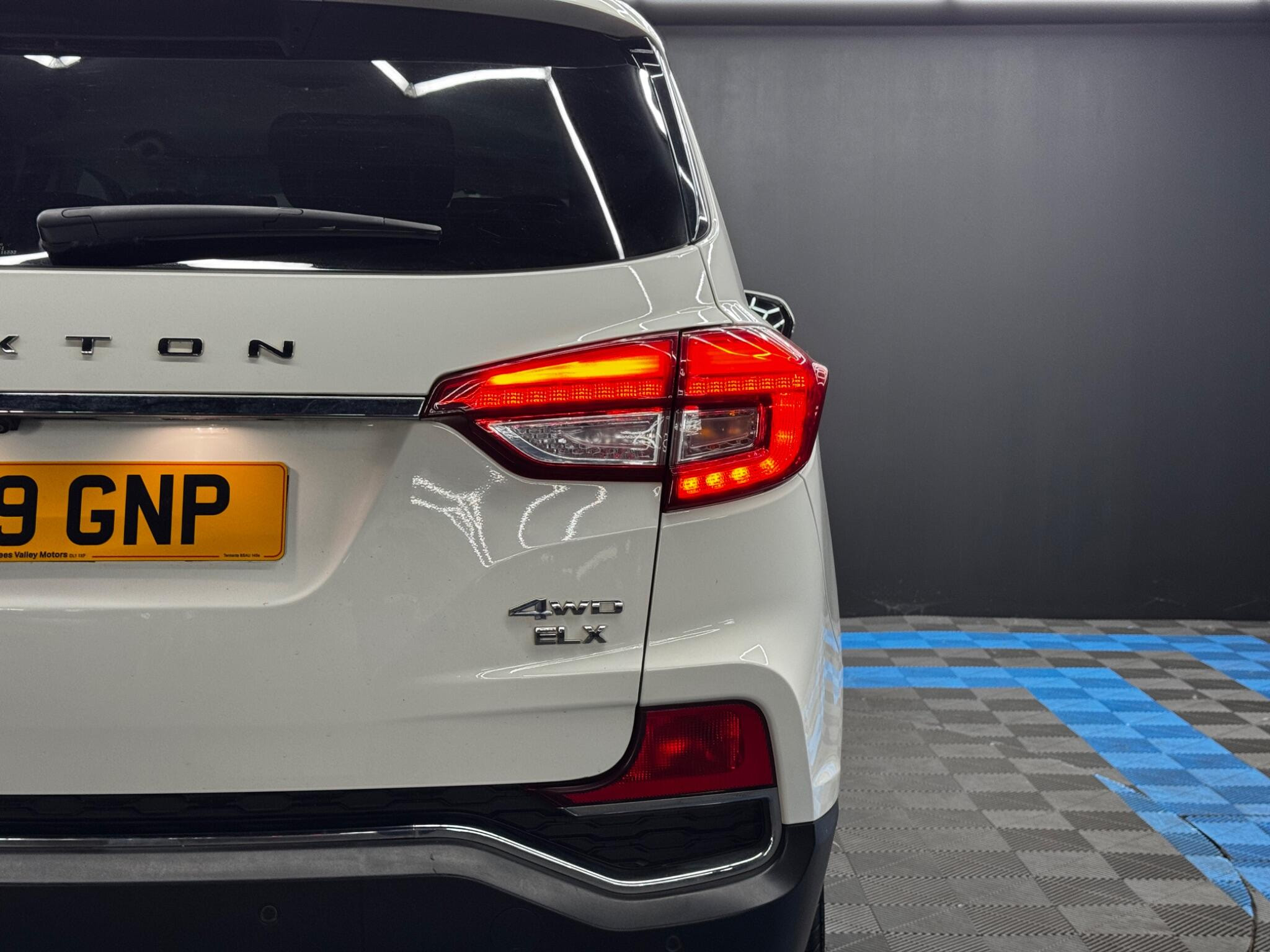 Ssangyong Rexton 2.2D ELX T-Tronic 4WD Euro 6 5dr 5dr Automatic 2026