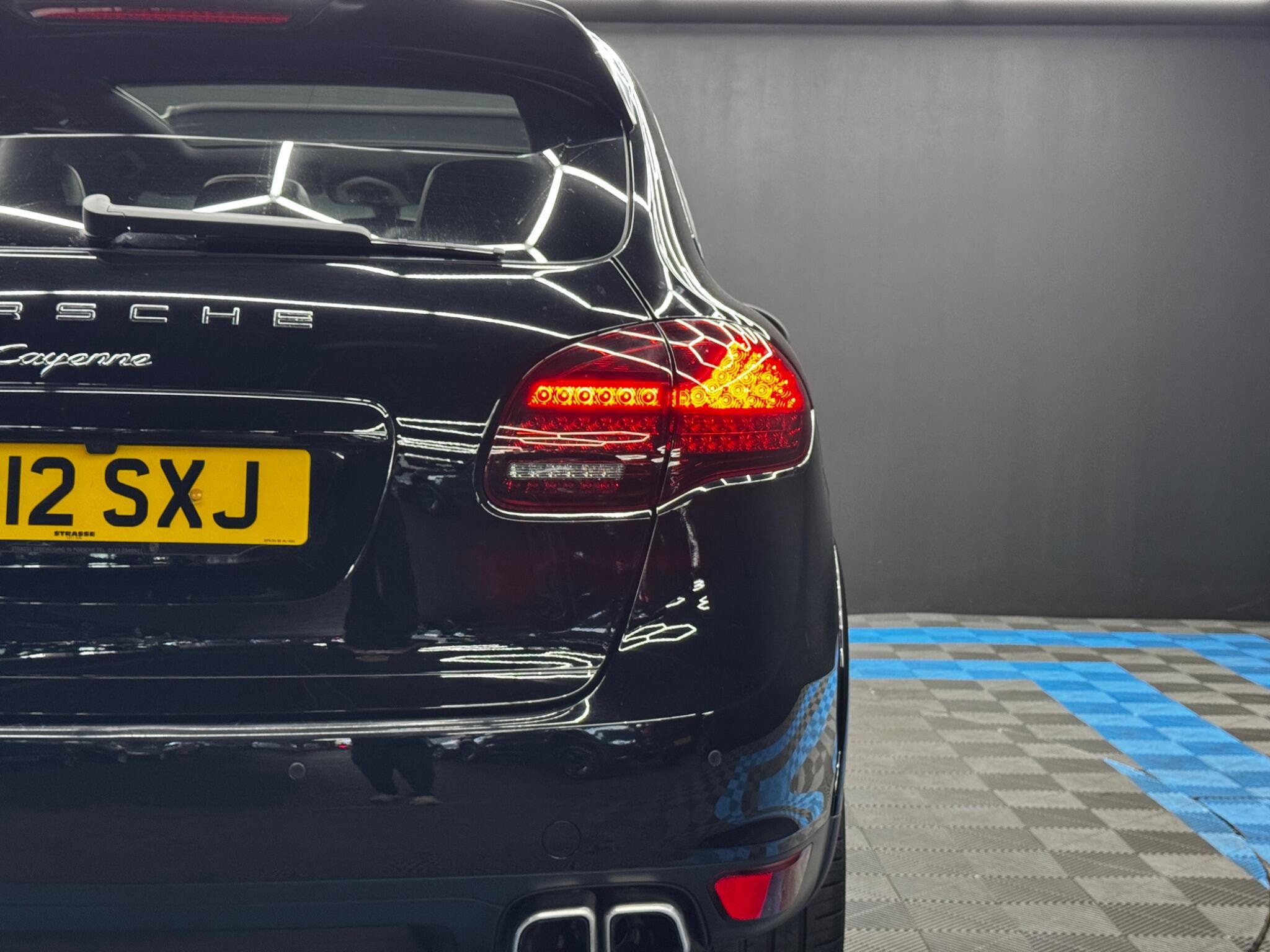 Porsche Cayenne 3.0 TD V6 Tiptronic 4WD Euro 5 (s/s) 5dr 5dr Automatic 2026