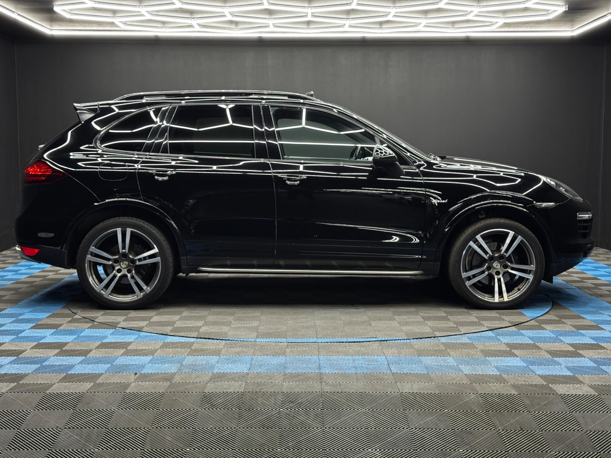 Porsche Cayenne 3.0 TD V6 Tiptronic 4WD Euro 5 (s/s) 5dr 5dr Automatic 2026